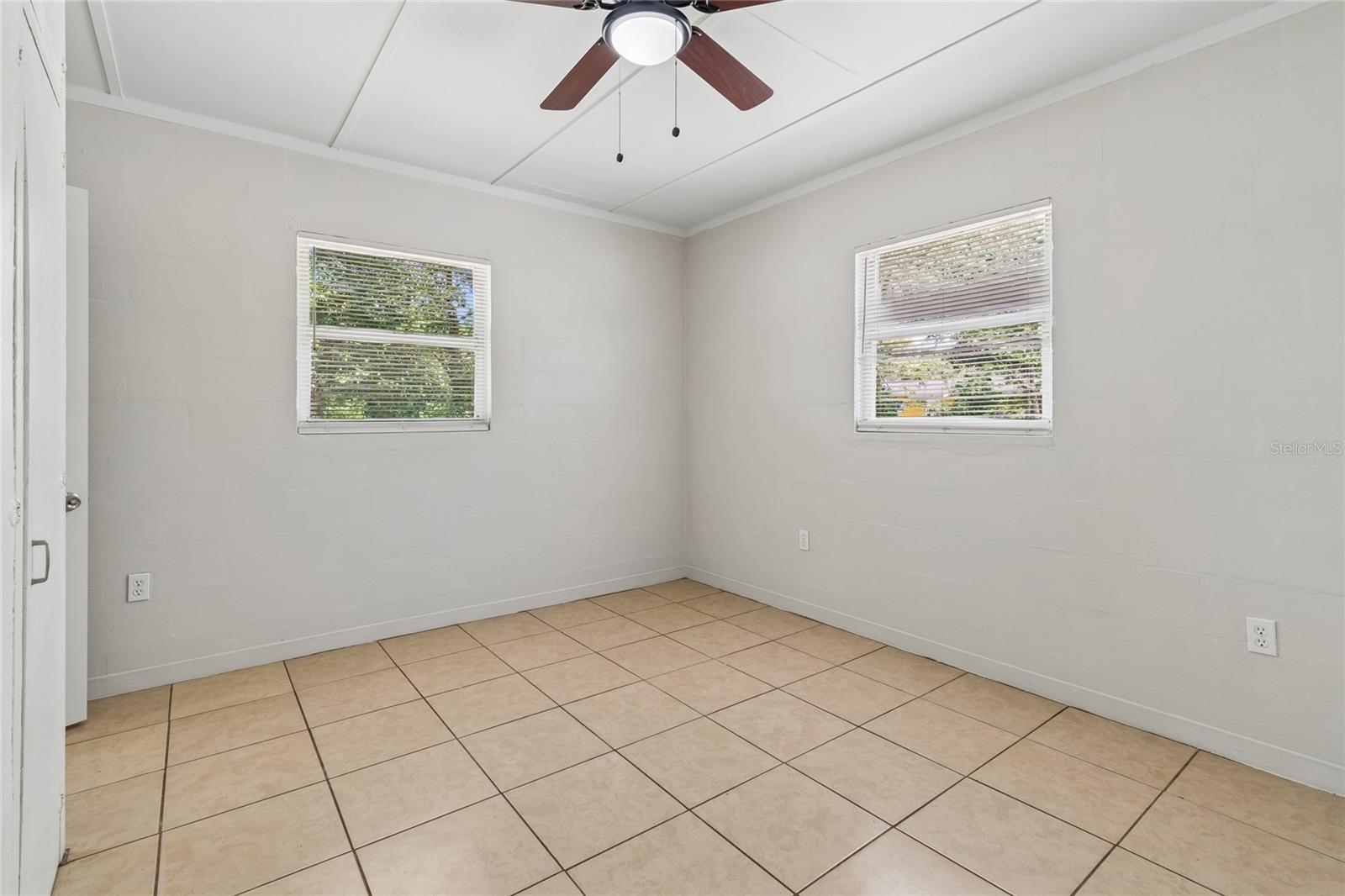 9801 N 11TH ST, TAMPA, FL, 33612