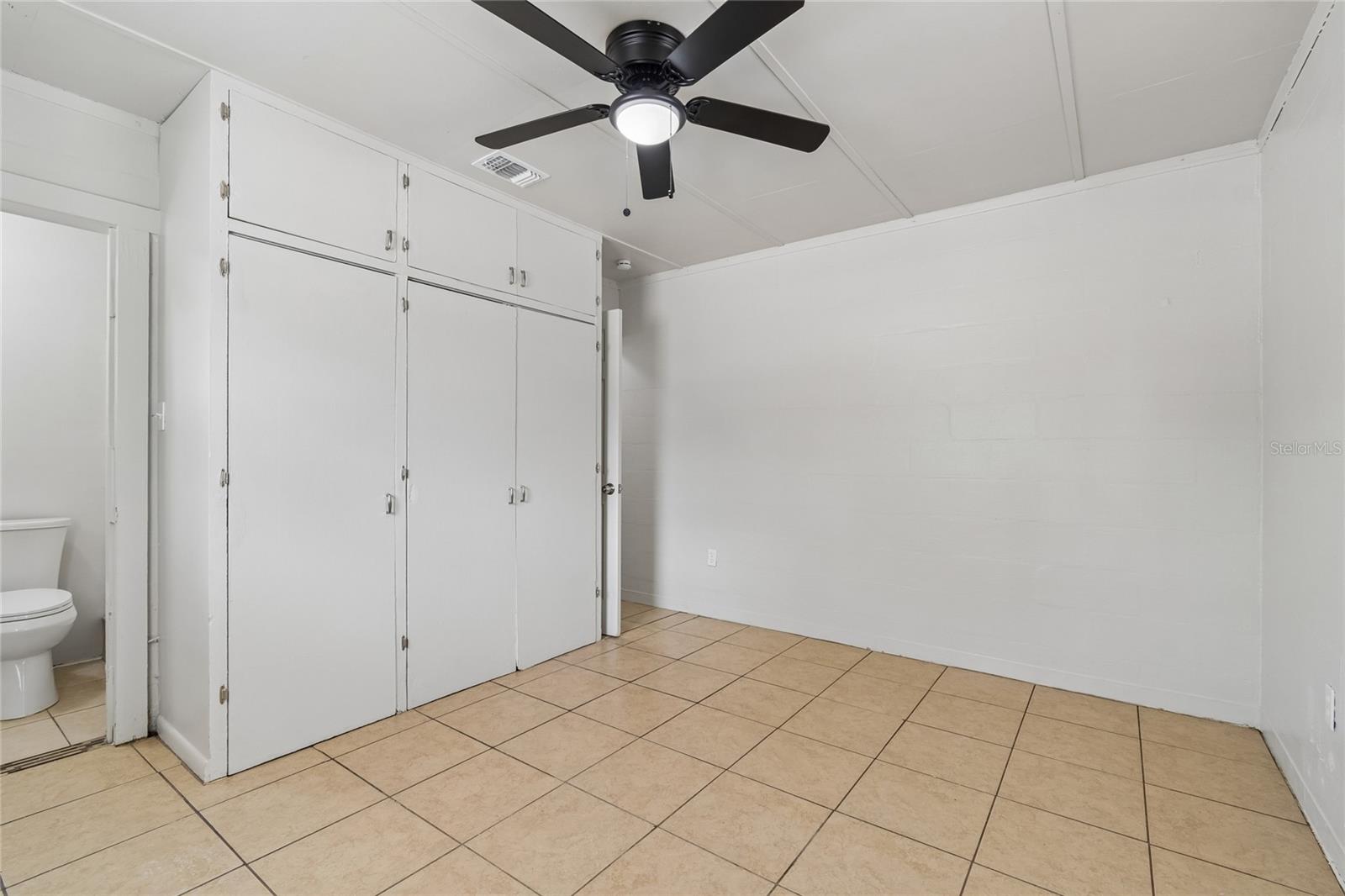 9801 N 11TH ST, TAMPA, FL, 33612