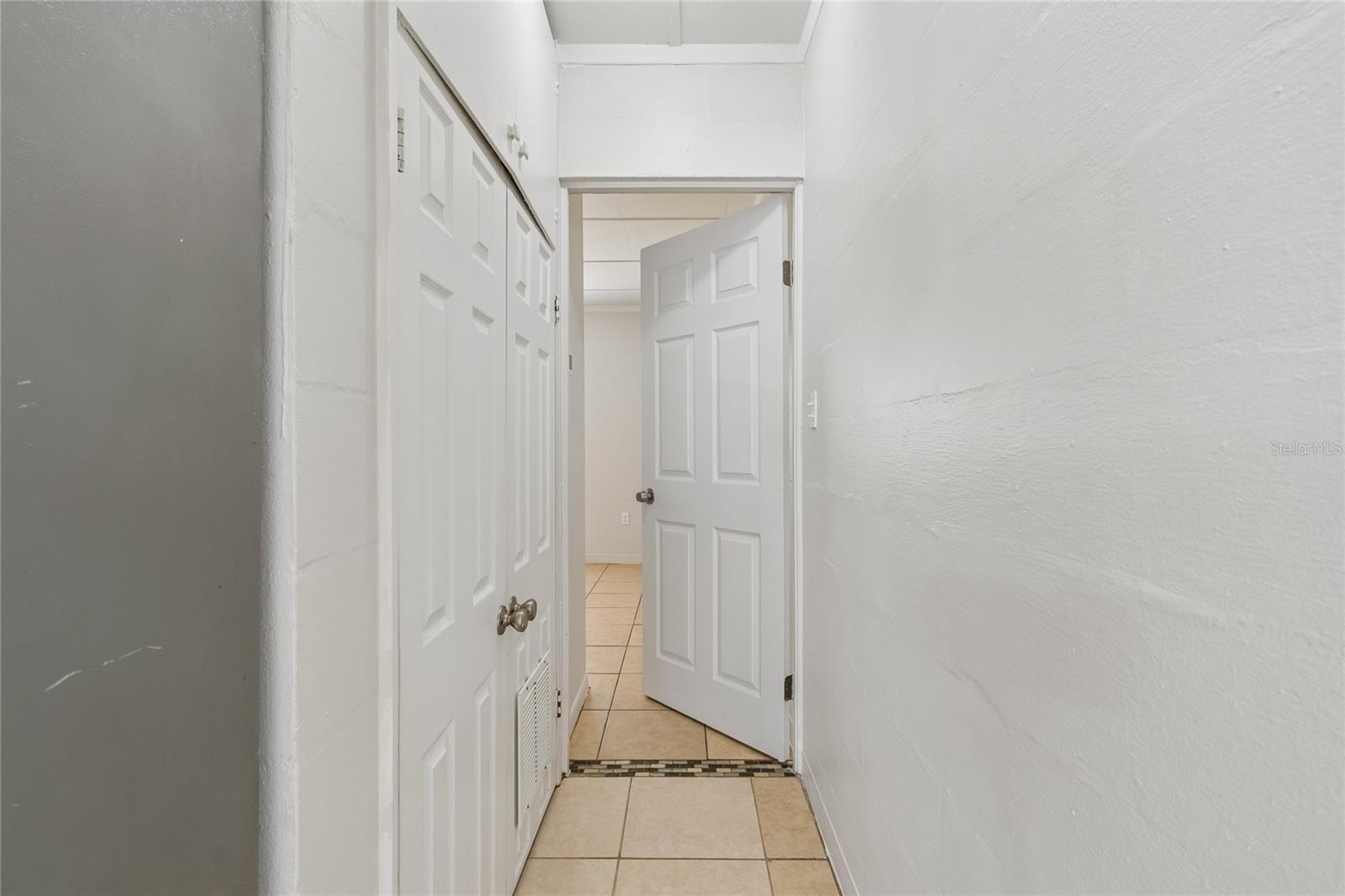 9801 N 11TH ST, TAMPA, FL, 33612