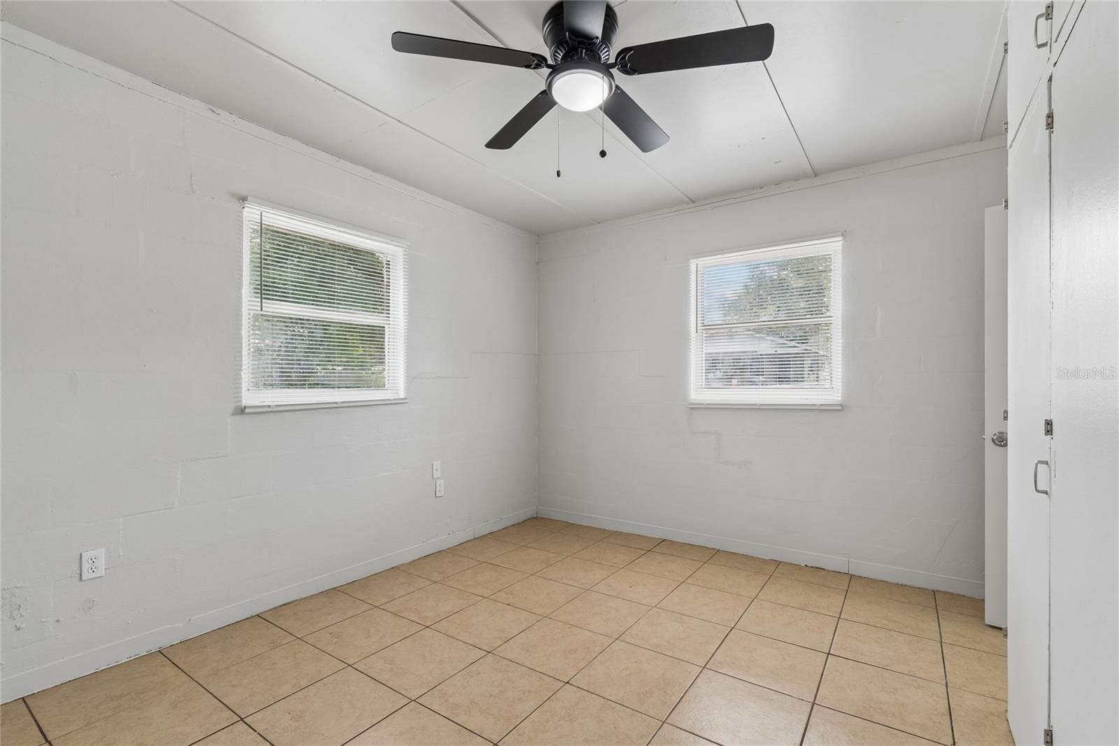 9801 N 11TH ST, TAMPA, FL, 33612