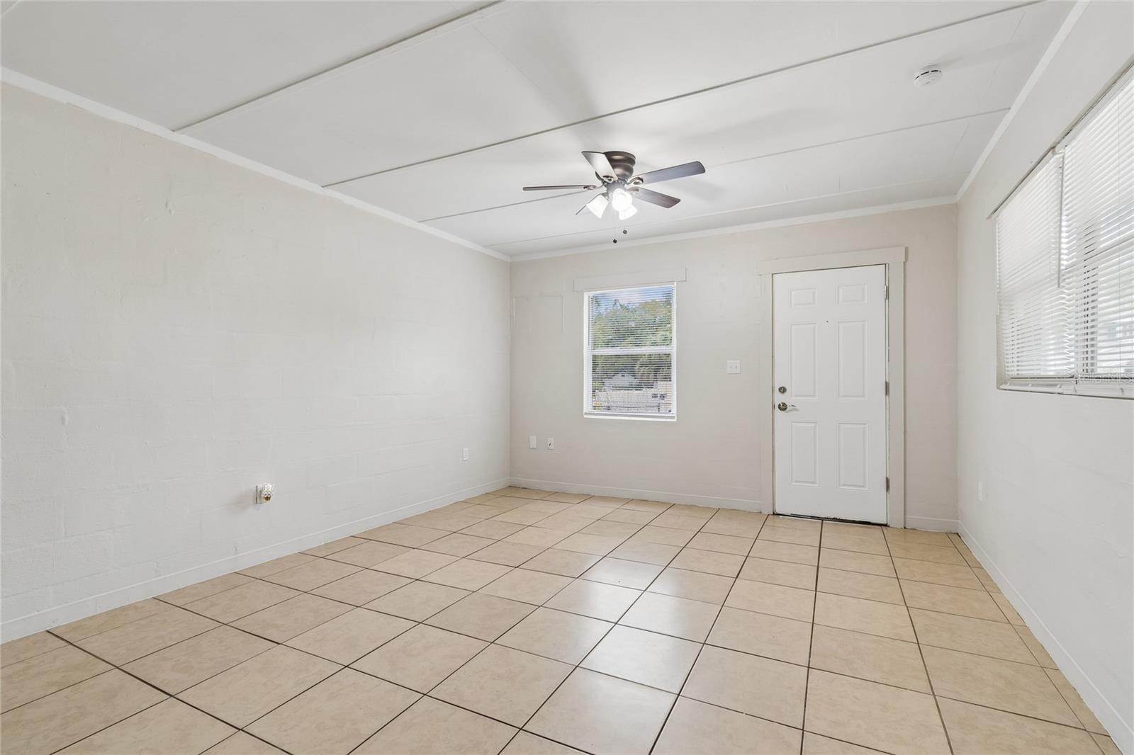 9801 N 11TH ST, TAMPA, FL, 33612