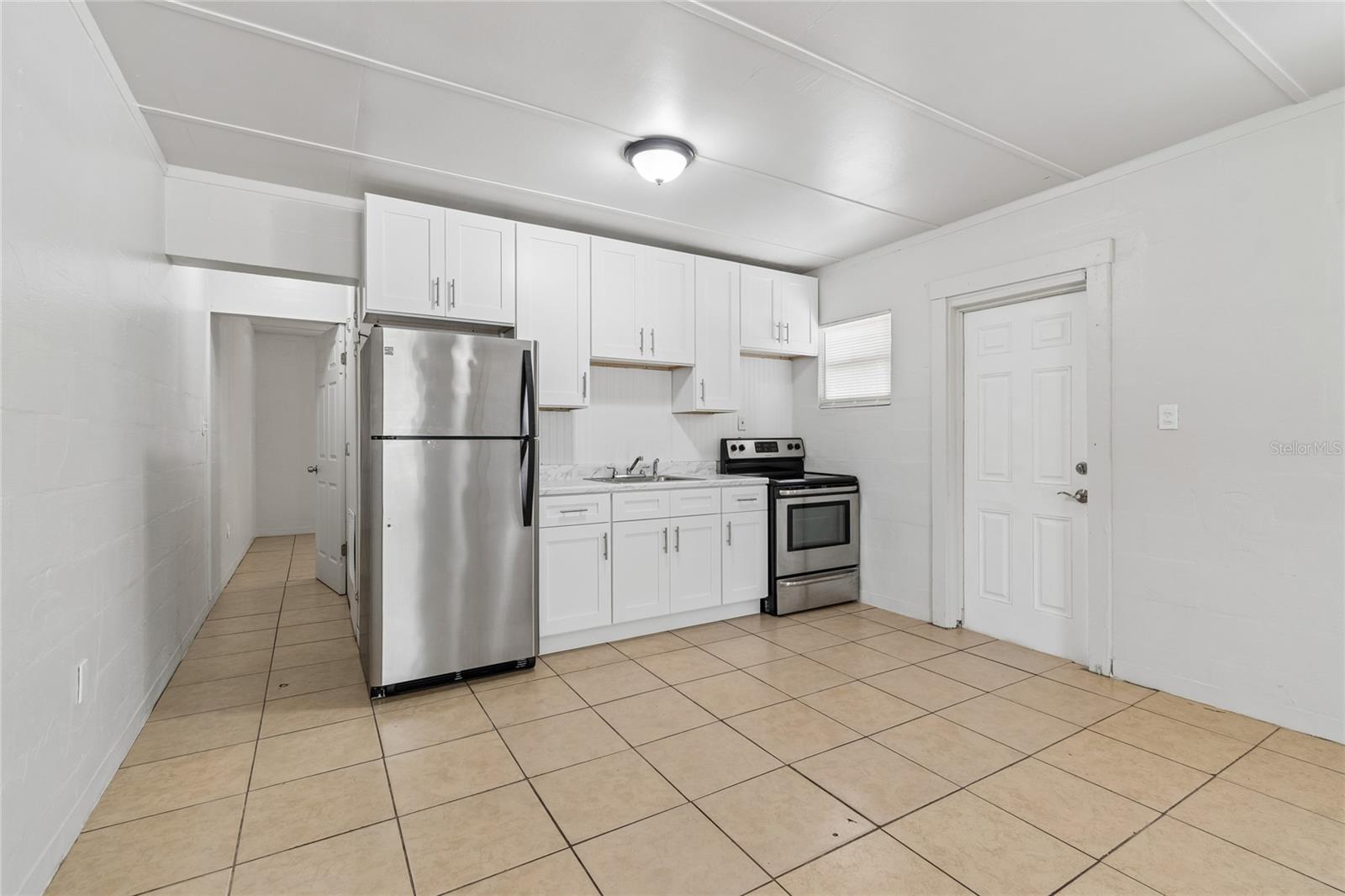 9801 N 11TH ST, TAMPA, FL, 33612