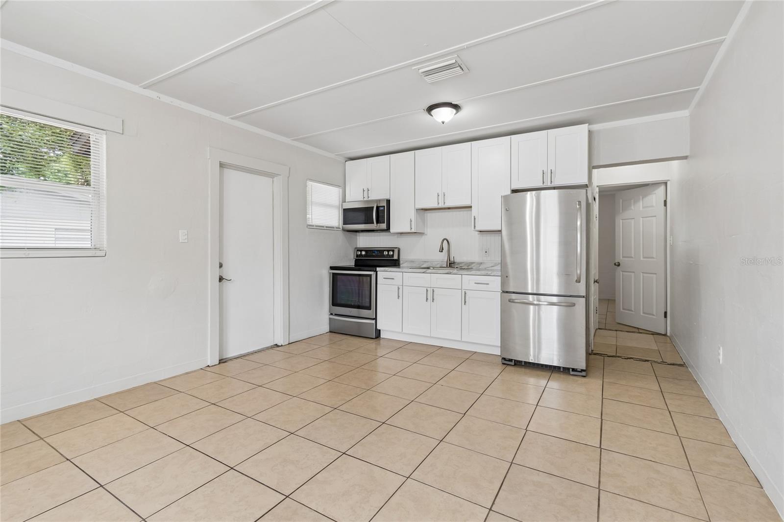 9801 N 11TH ST, TAMPA, FL, 33612