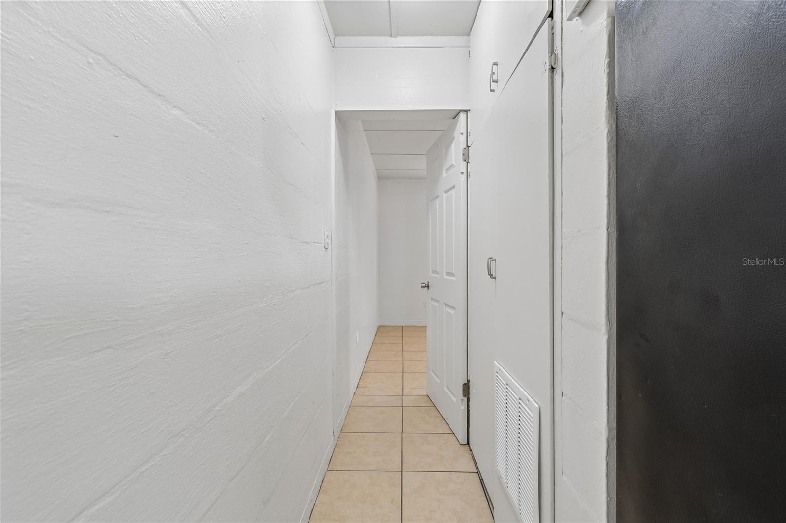 9801 N 11TH ST, TAMPA, FL, 33612