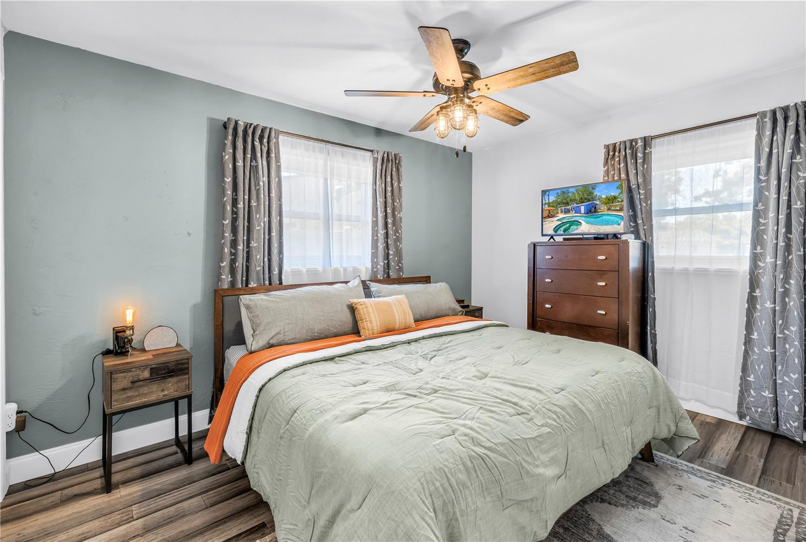 5698 24TH TER N, ST PETERSBURG, FL, 33710