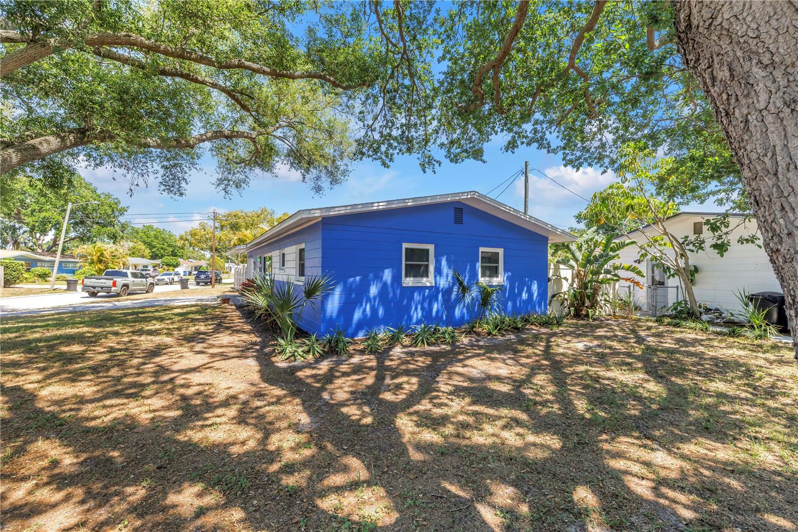 5698 24TH TER N, ST PETERSBURG, FL, 33710