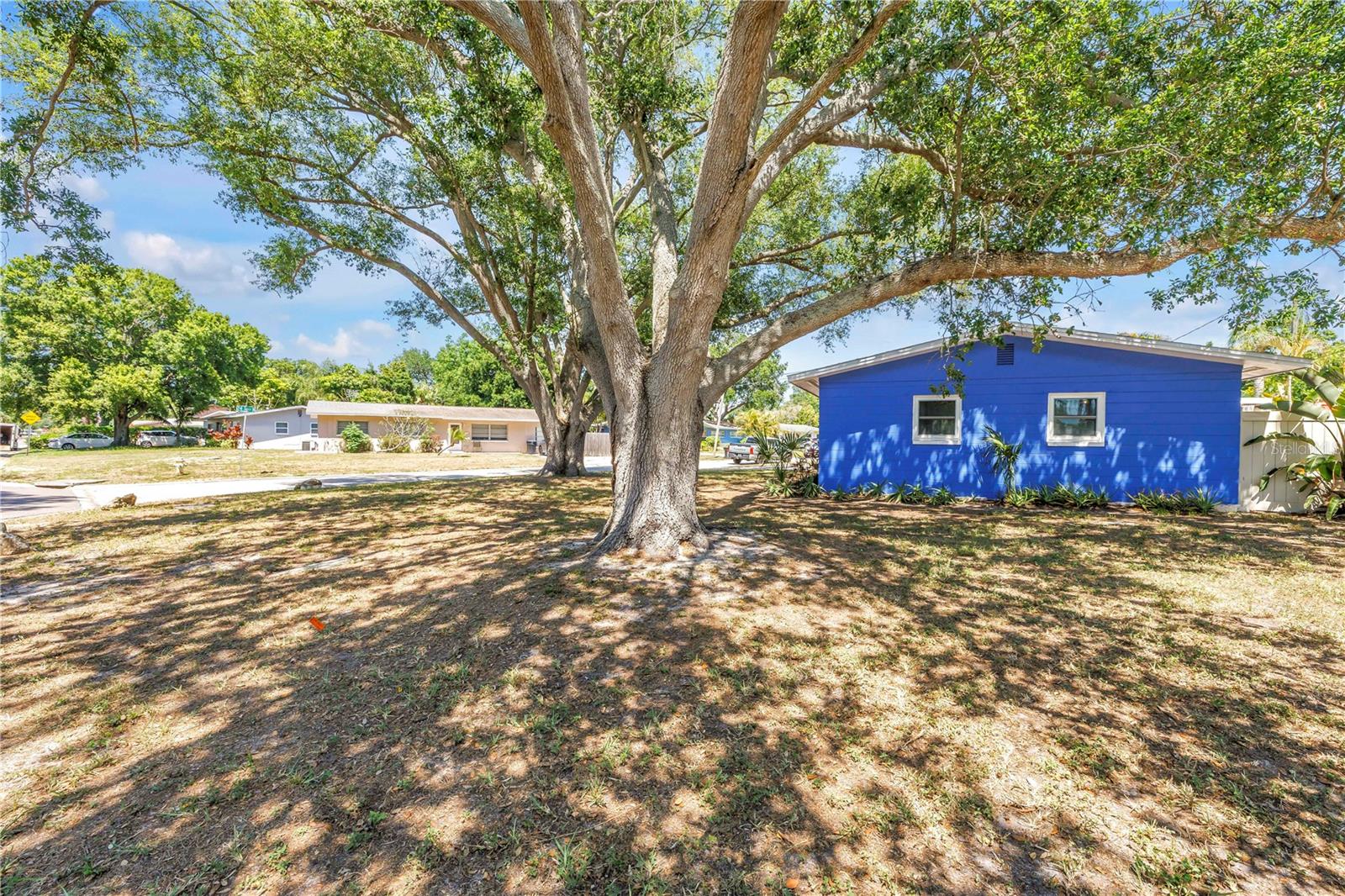 5698 24TH TER N, ST PETERSBURG, FL, 33710