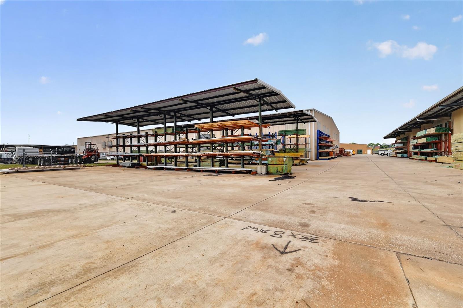 722 DUCK LAKE RD, LADY LAKE, FL, 32159