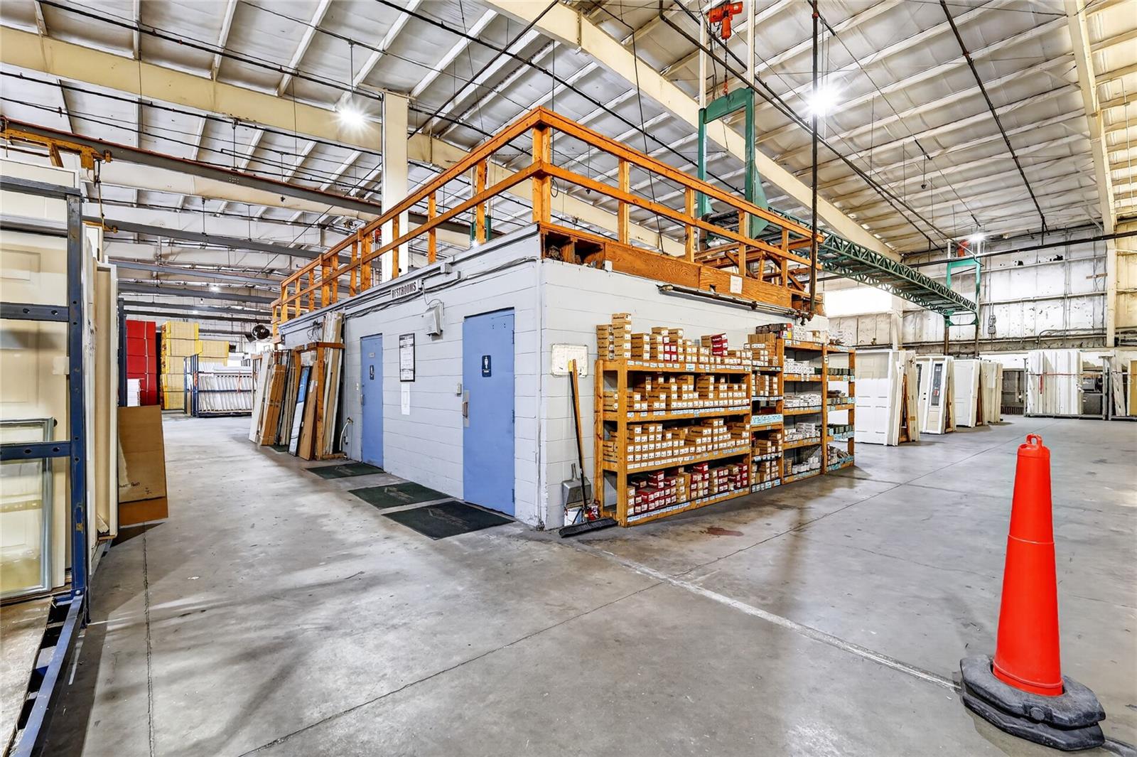 722 DUCK LAKE RD, LADY LAKE, FL, 32159