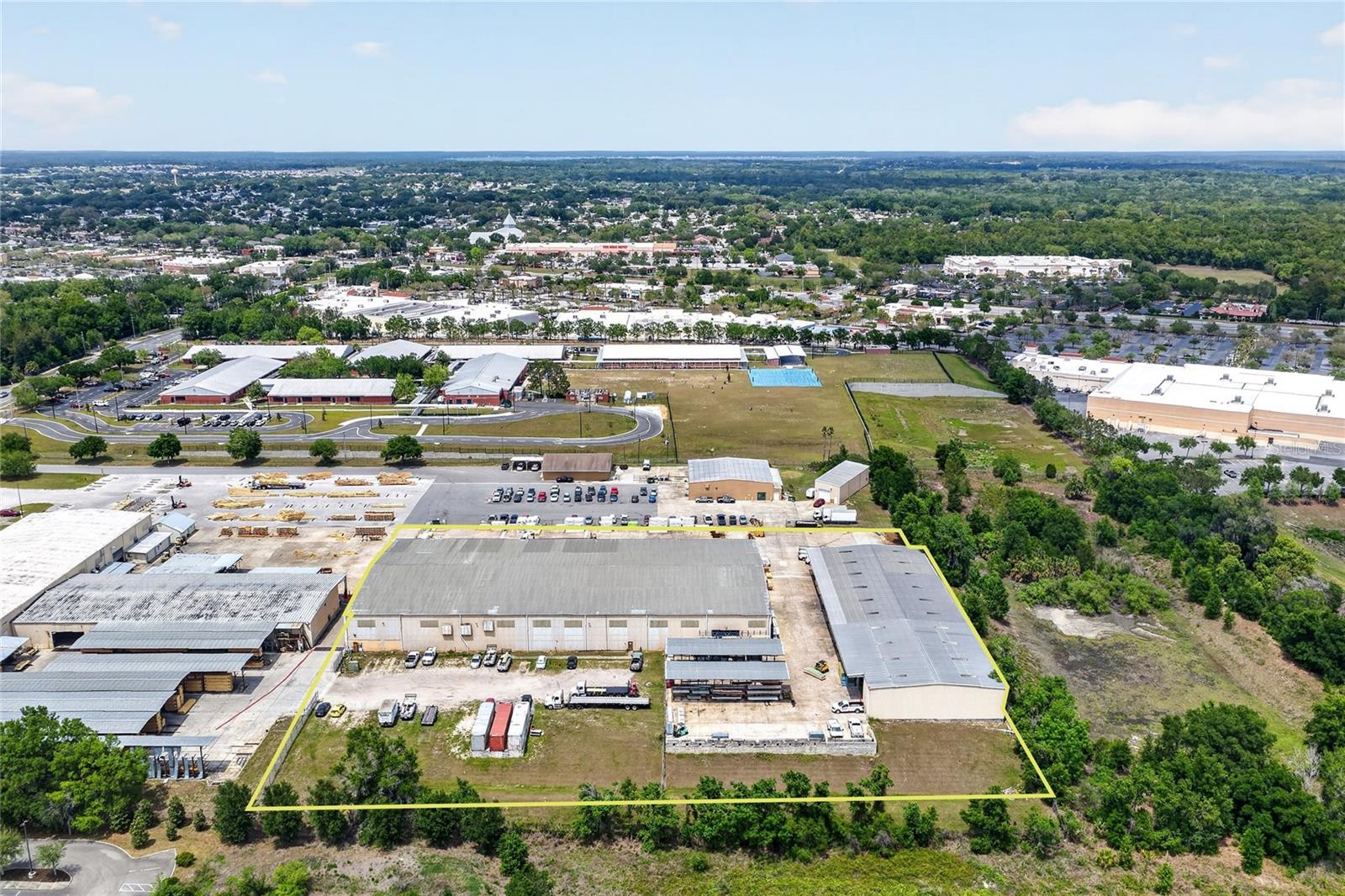 722 DUCK LAKE RD, LADY LAKE, FL, 32159