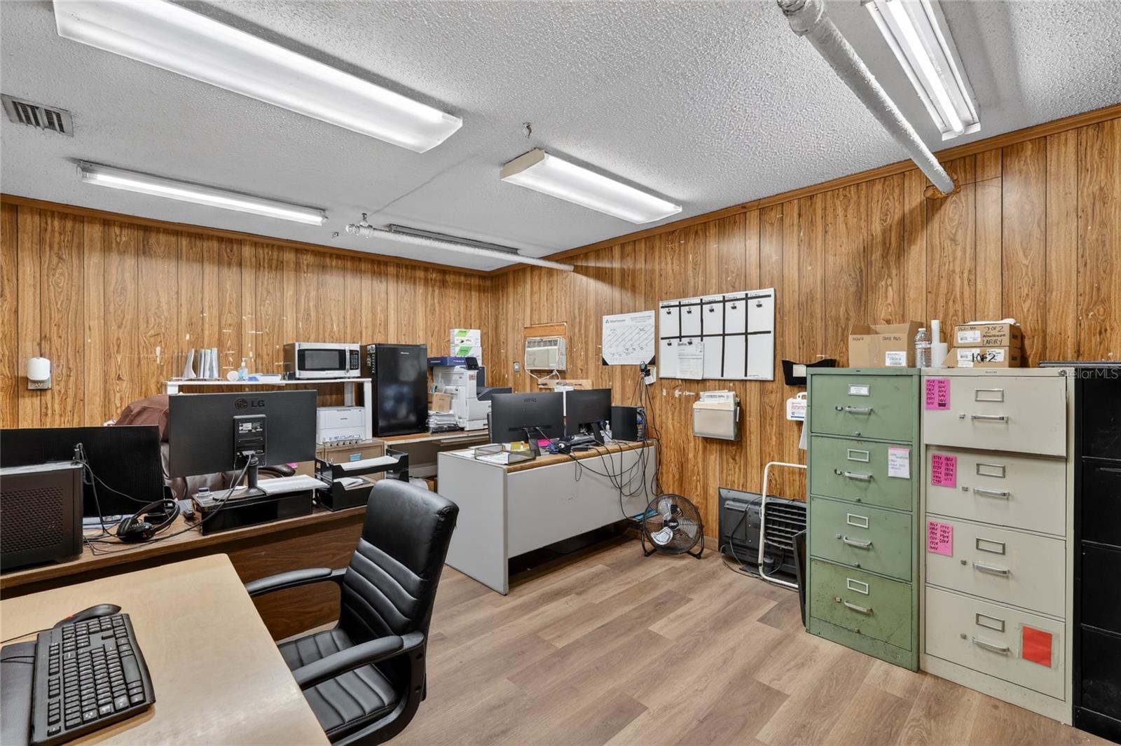 722 DUCK LAKE RD, LADY LAKE, FL, 32159