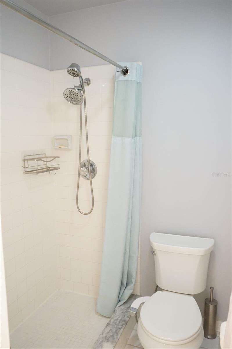 411 BLOOM CT #2A, SUN CITY CENTER, FL, 33573