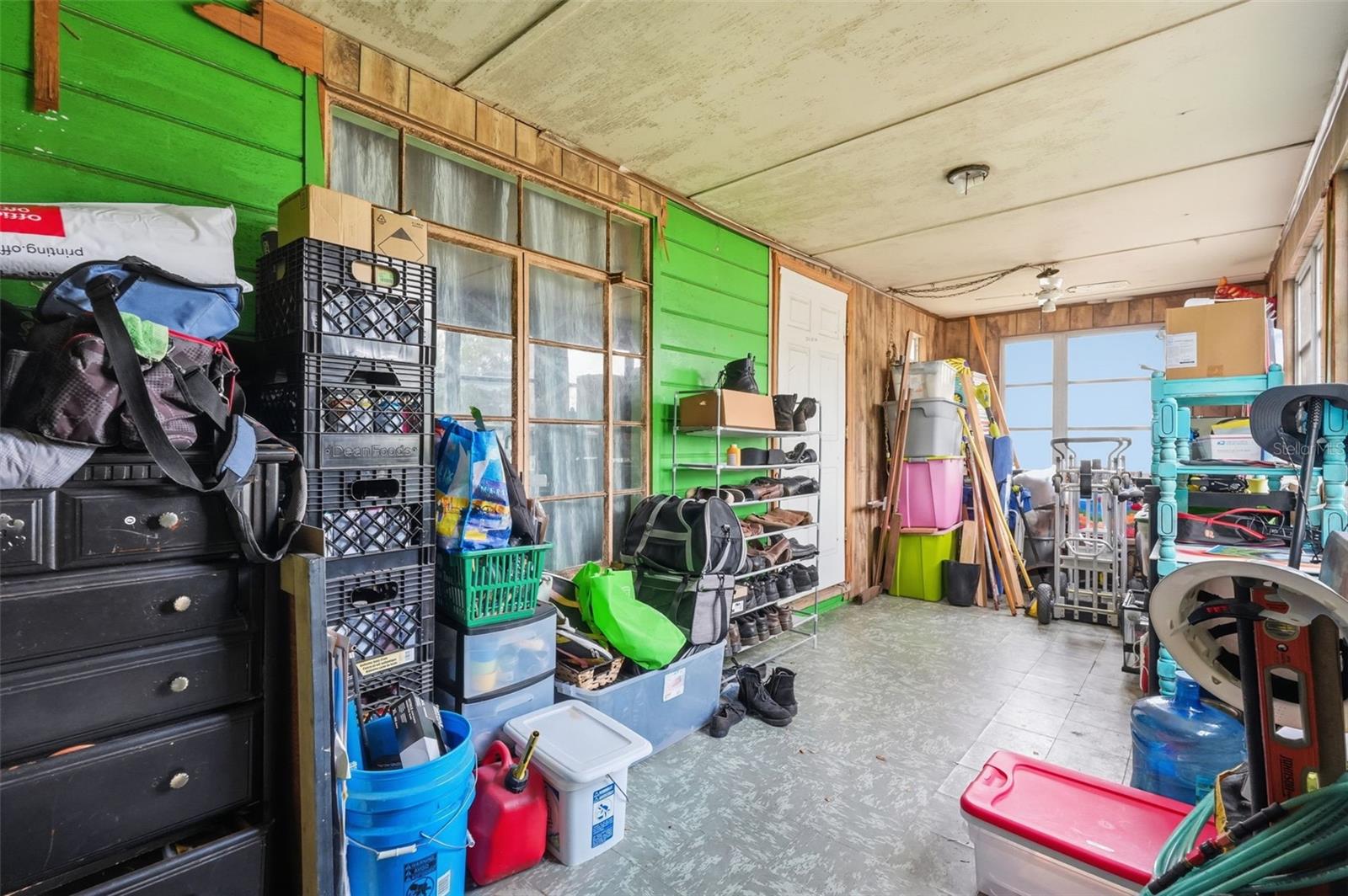 329 KINGSTON ST S, ST PETERSBURG, FL, 33711