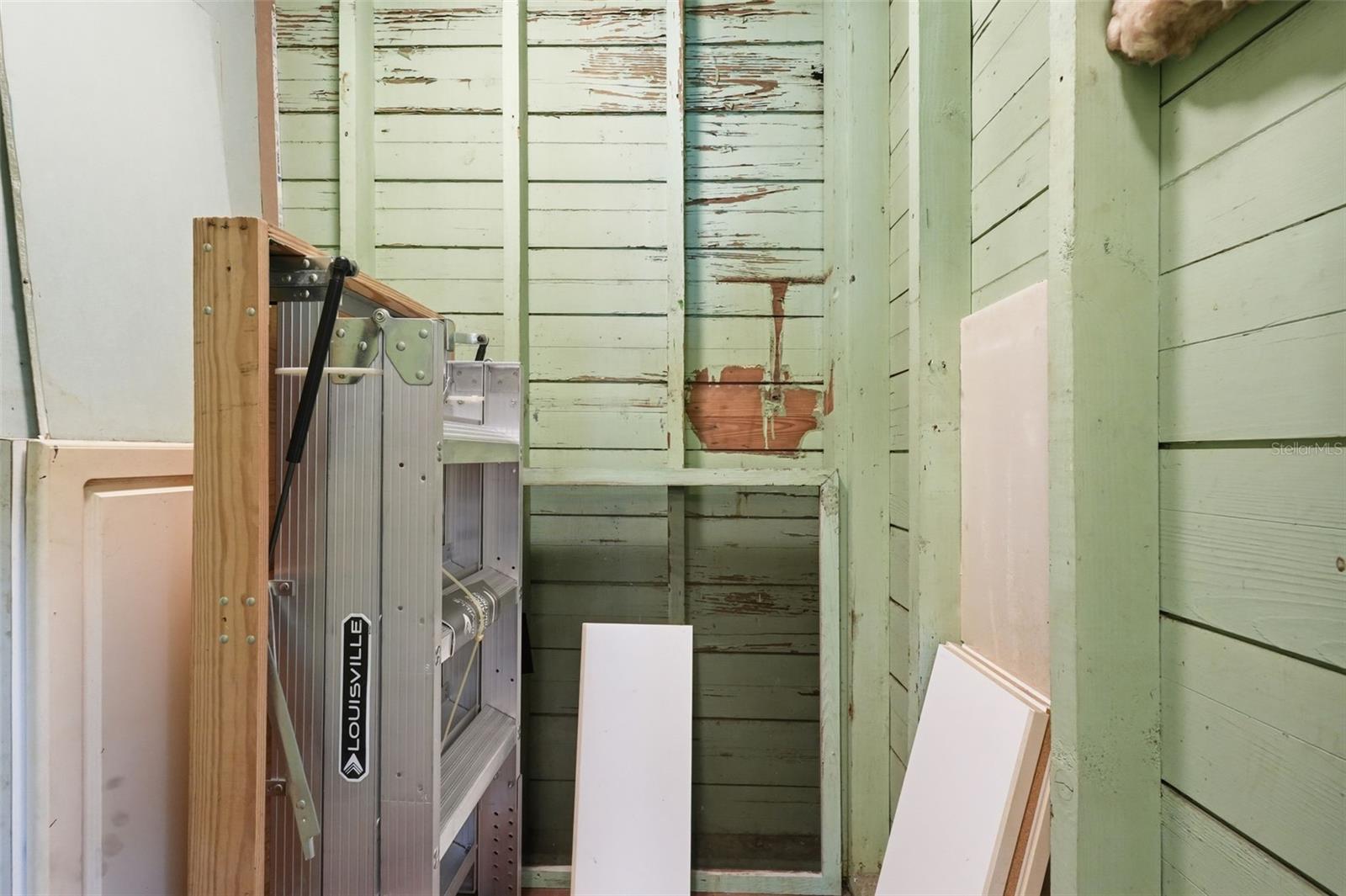 329 KINGSTON ST S, ST PETERSBURG, FL, 33711