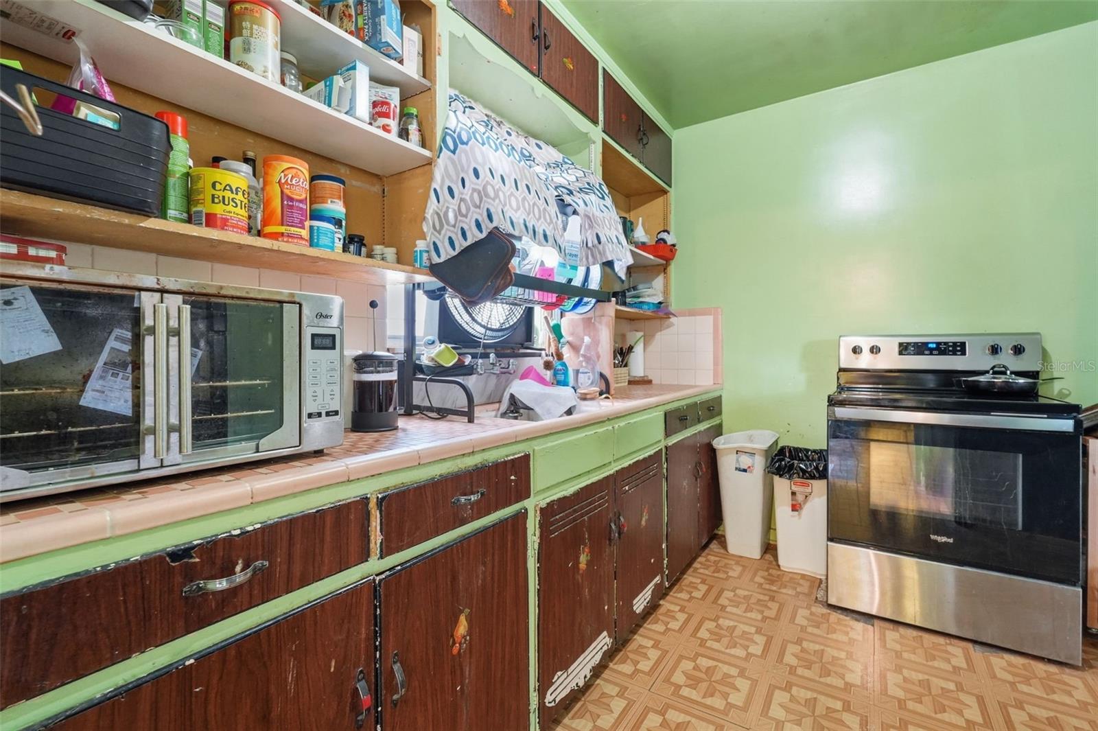 329 KINGSTON ST S, ST PETERSBURG, FL, 33711