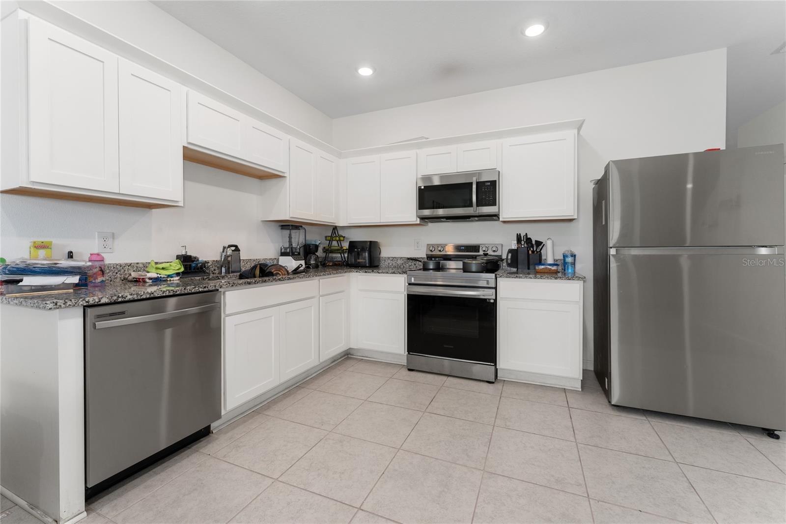 381 GRAND PINE LN, ST CLOUD, FL, 34771