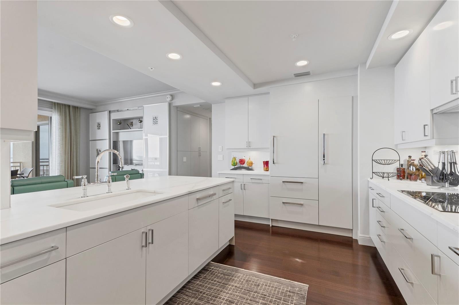 35 WATERGATE DR #1203, SARASOTA, FL, 34236