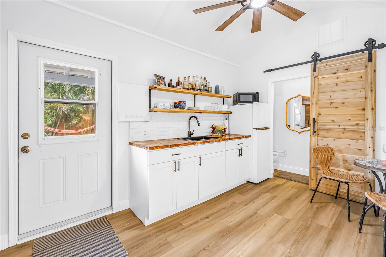 748 11TH AVE N, ST PETERSBURG, FL, 33701