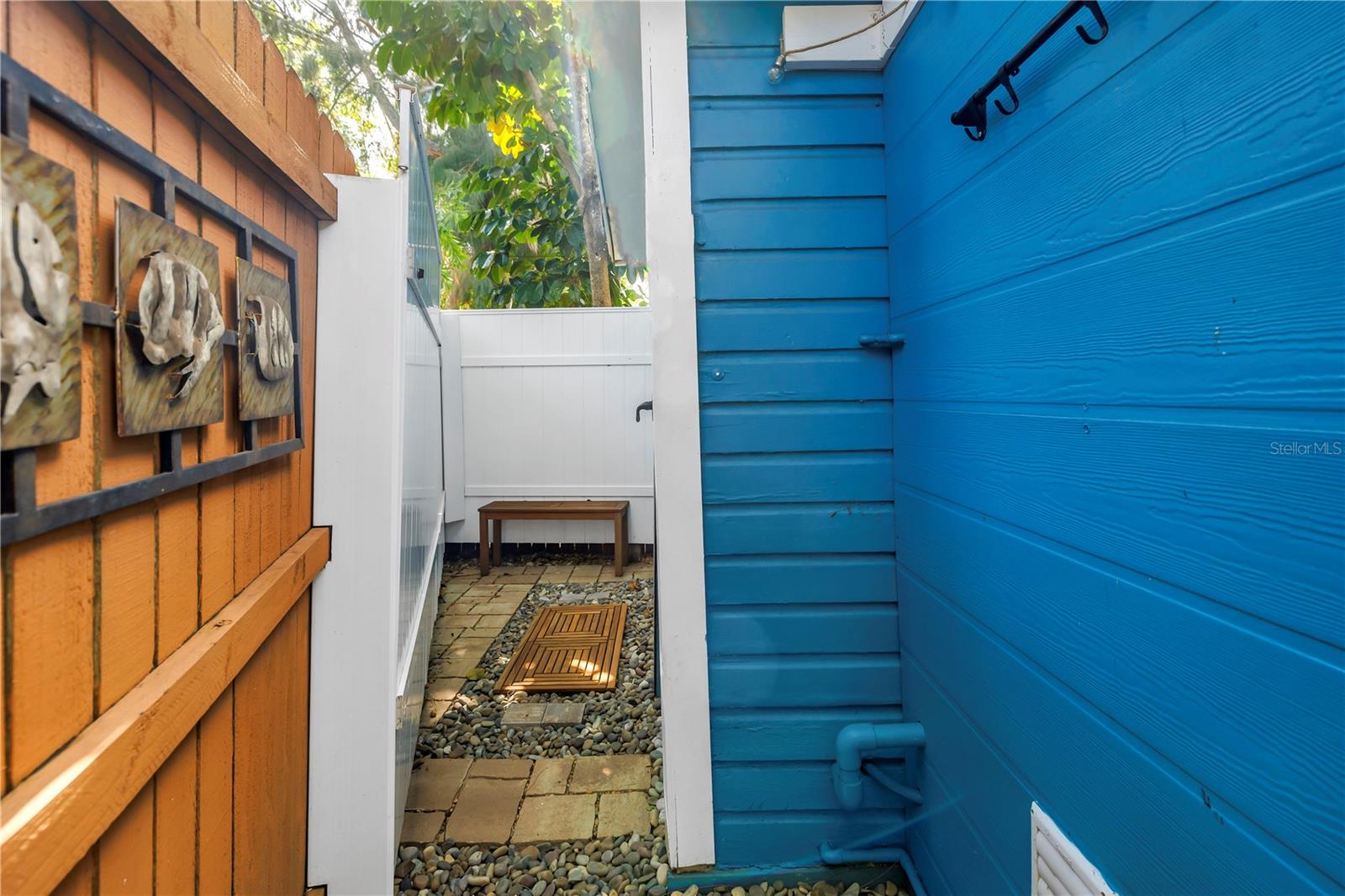 748 11TH AVE N, ST PETERSBURG, FL, 33701