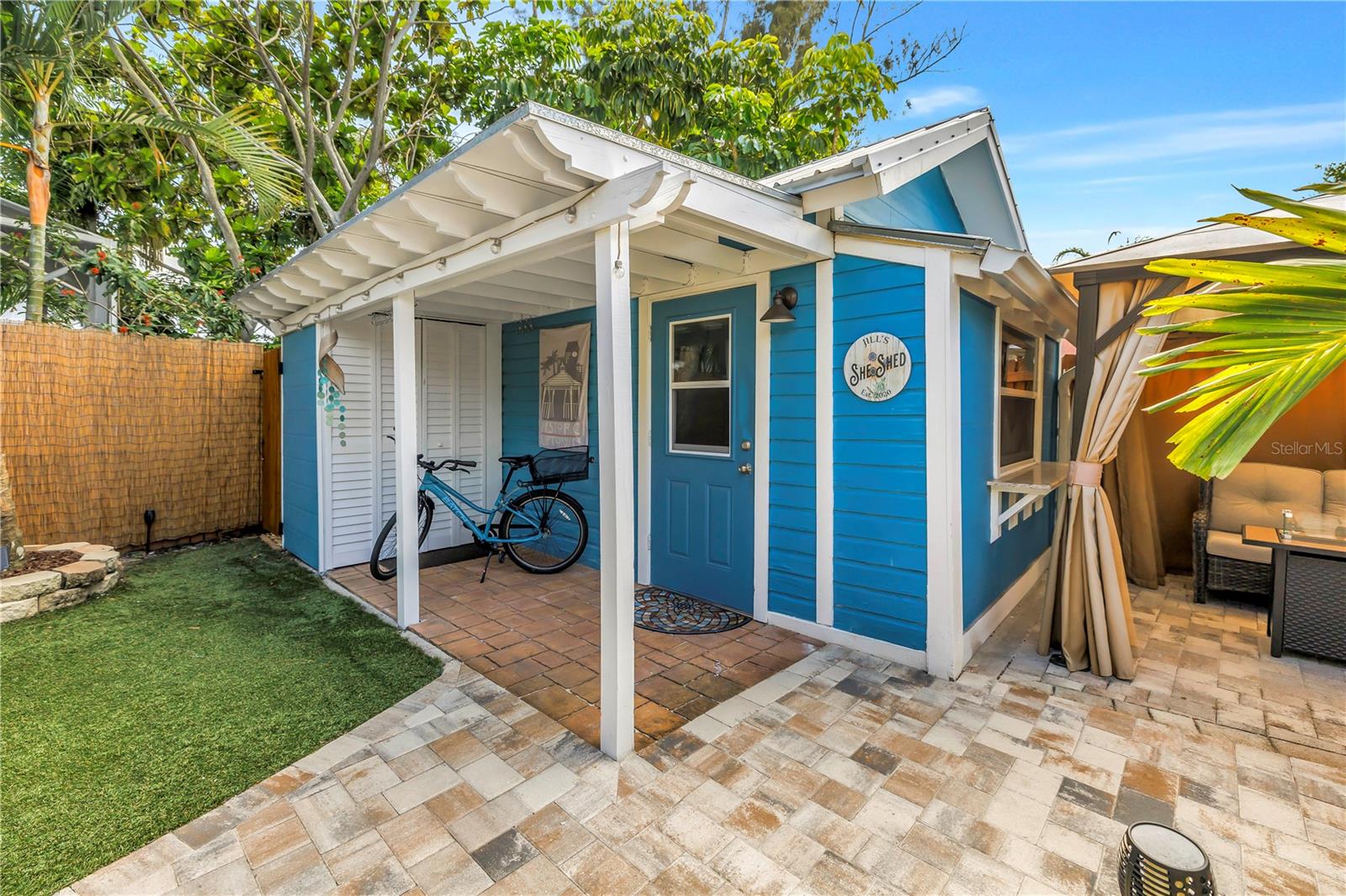 748 11TH AVE N, ST PETERSBURG, FL, 33701