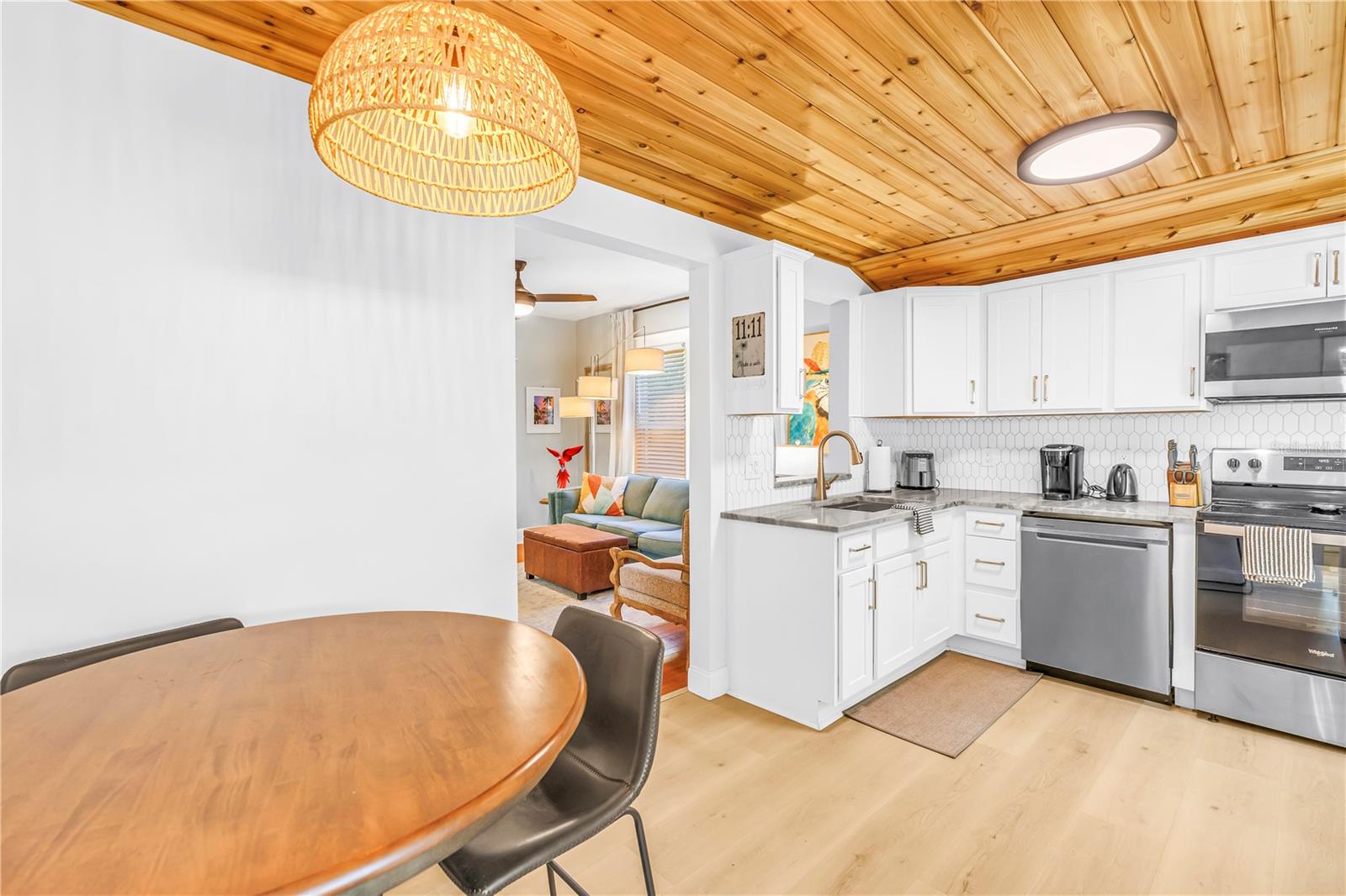 748 11TH AVE N, ST PETERSBURG, FL, 33701