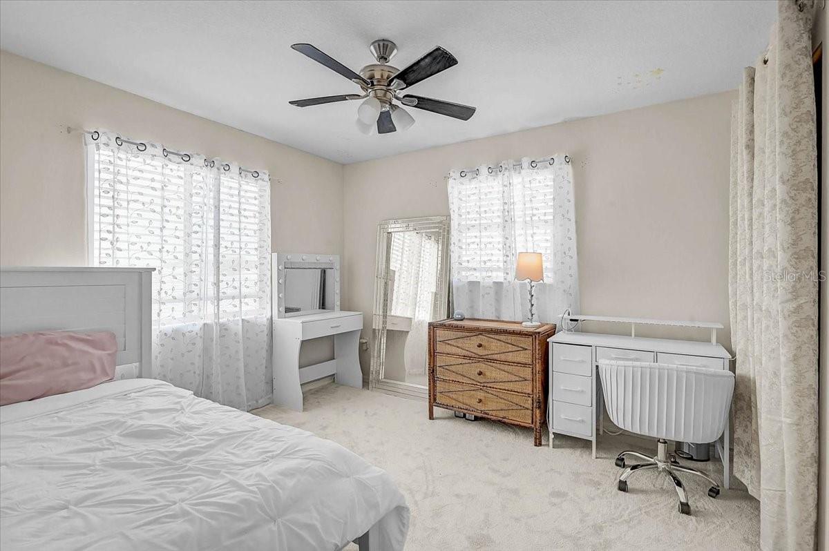 5633 COLONY LAKE LN, SARASOTA, FL, 34233