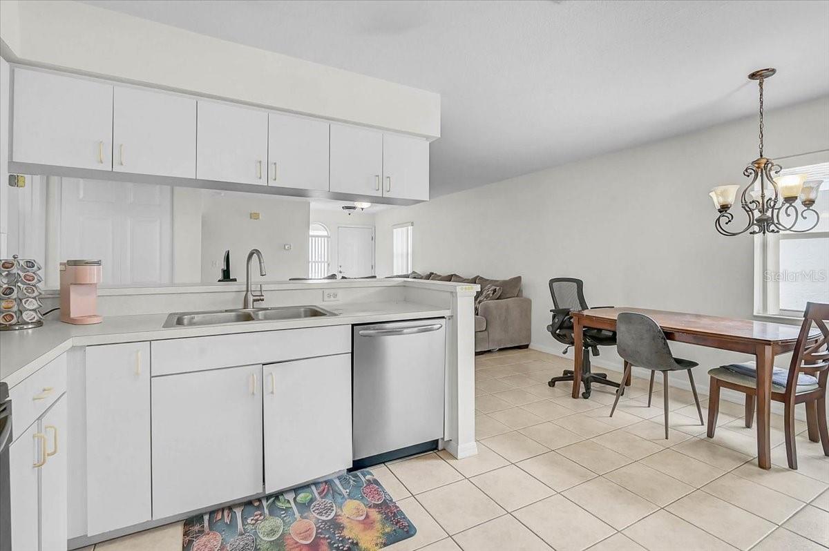 5633 COLONY LAKE LN, SARASOTA, FL, 34233