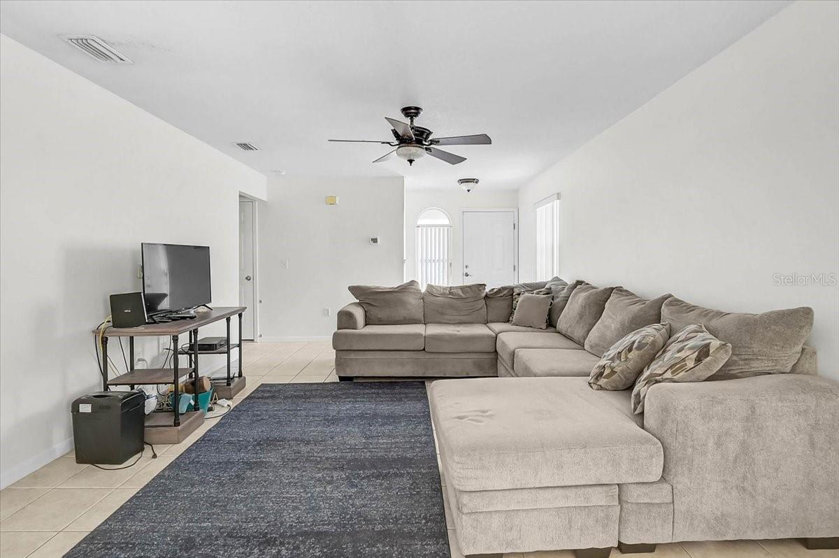 5633 COLONY LAKE LN, SARASOTA, FL, 34233