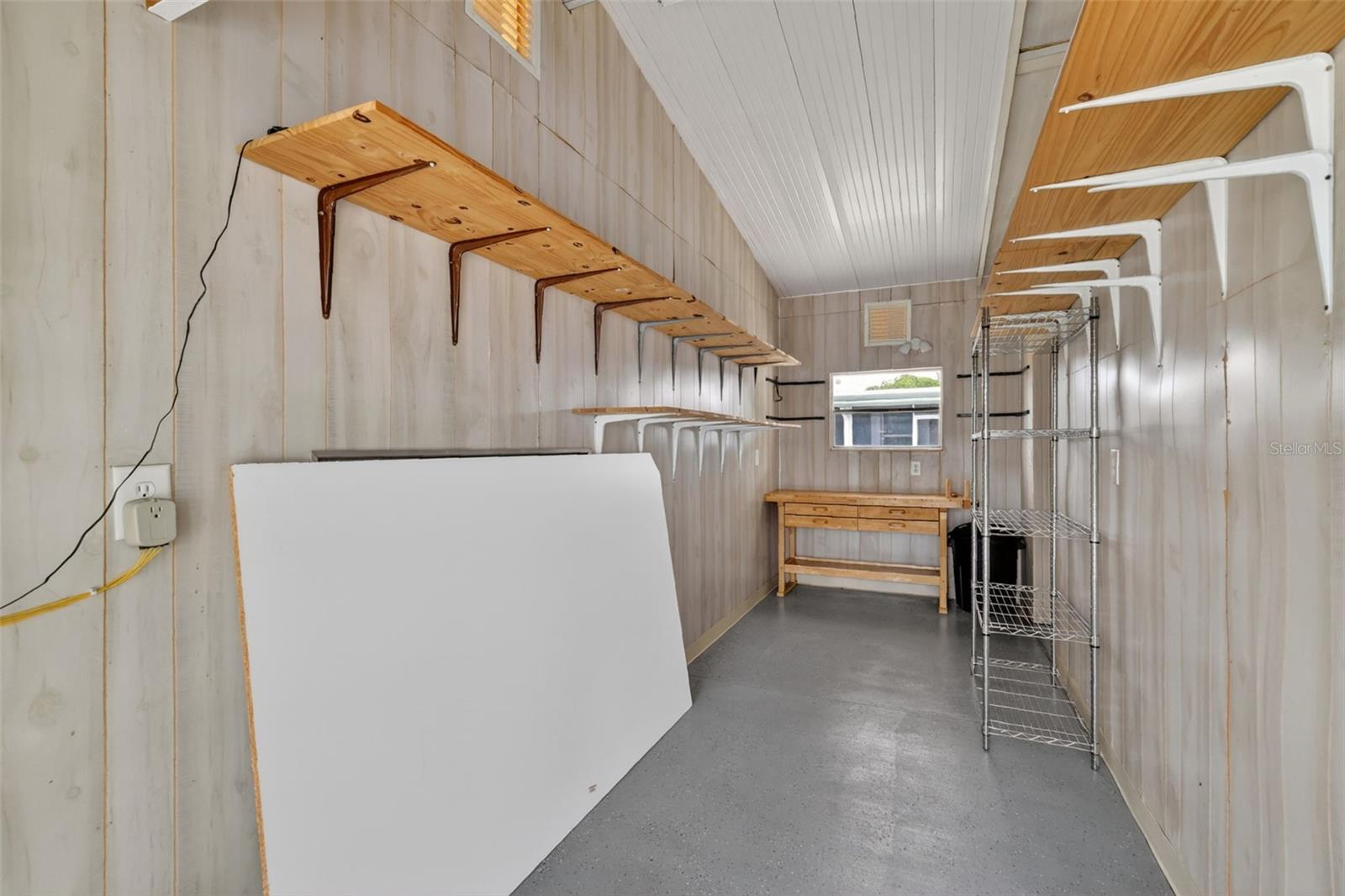 720 BENGAL AVE, TAVARES, FL, 32778