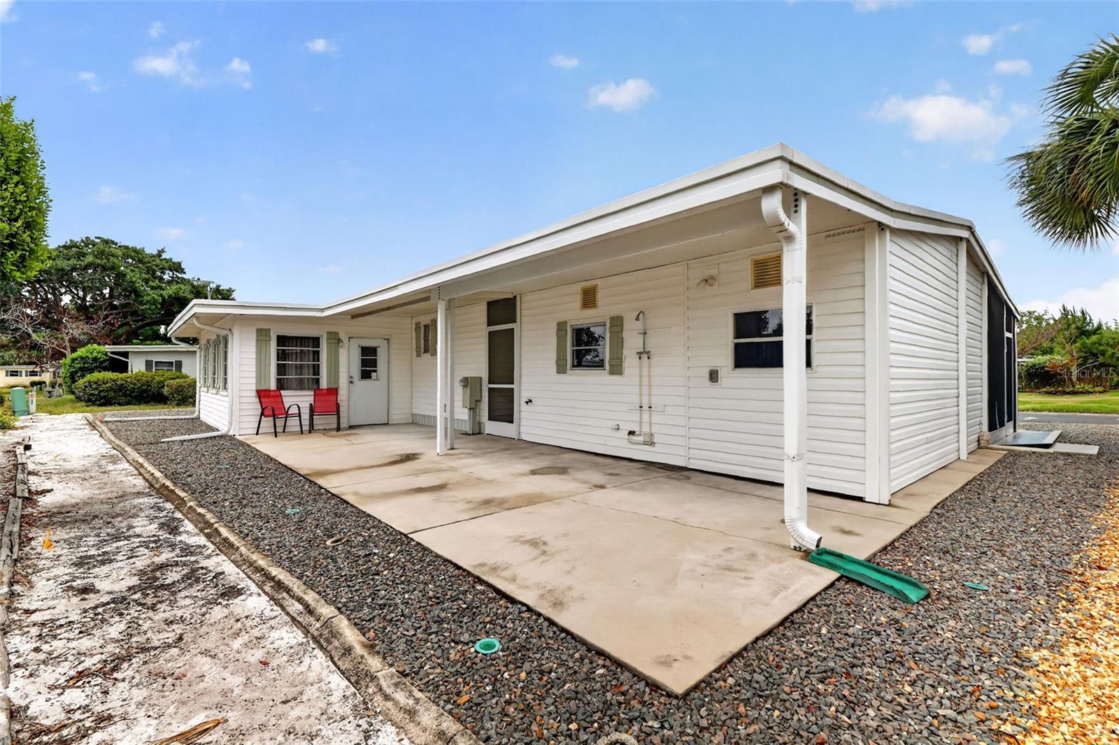 720 BENGAL AVE, TAVARES, FL, 32778