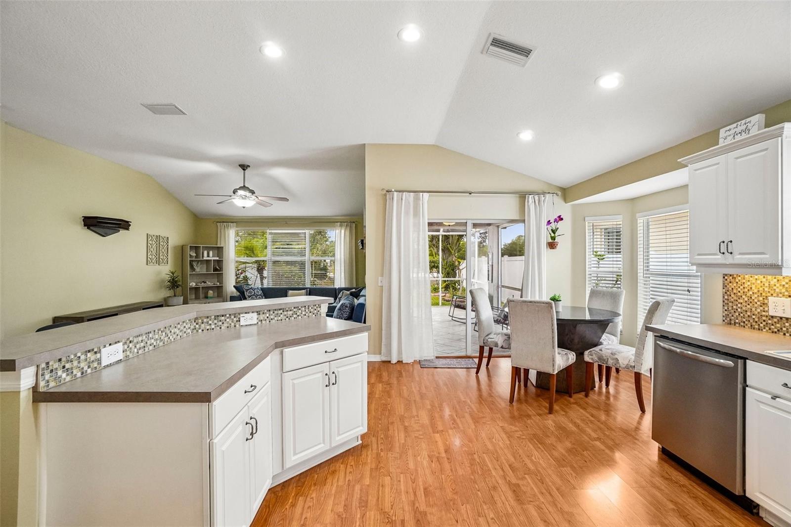 12317 ADVENTURE DR, RIVERVIEW, FL, 33579