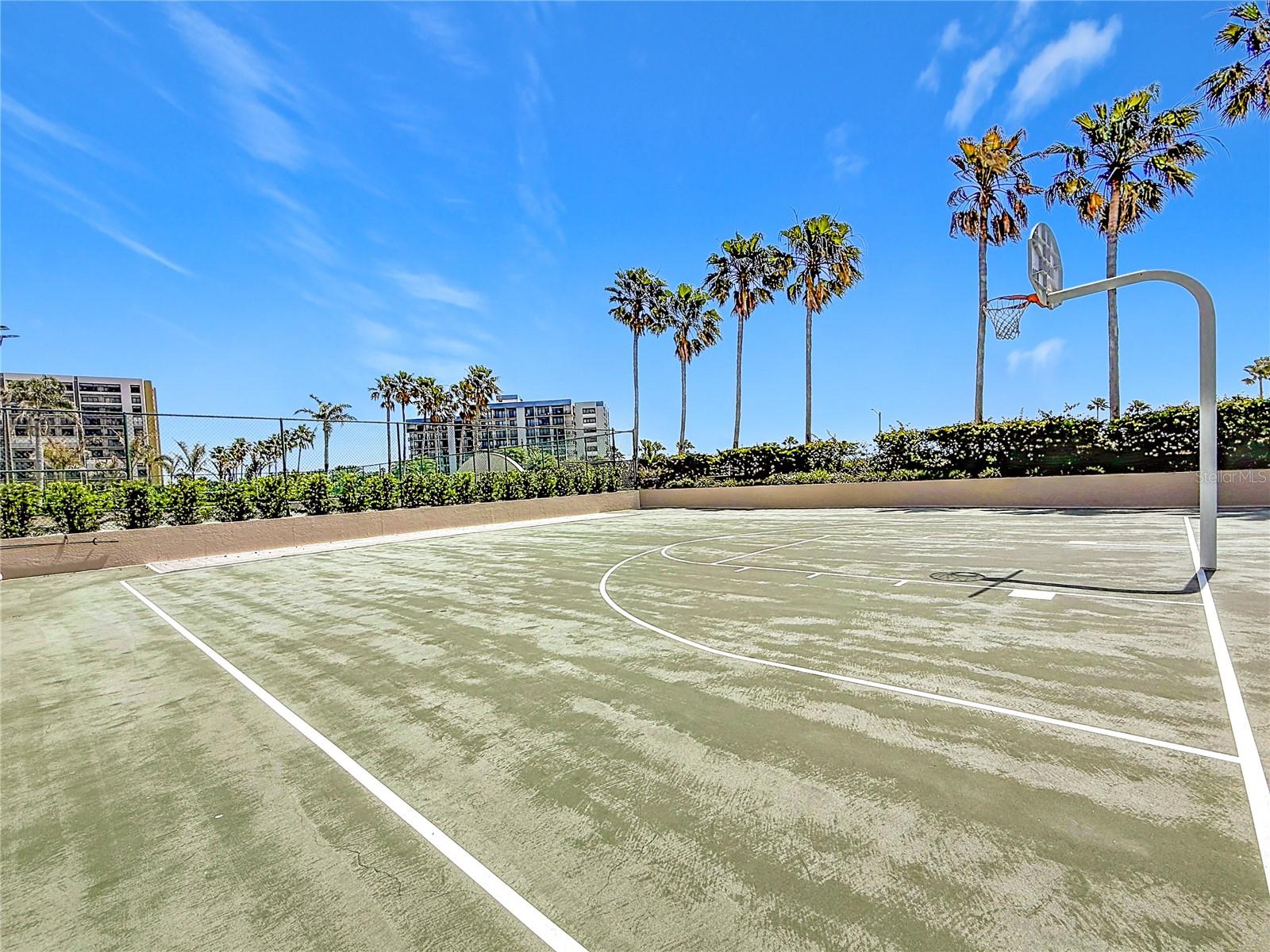 1540 GULF BLVD #304, CLEARWATER BEACH, FL, 33767