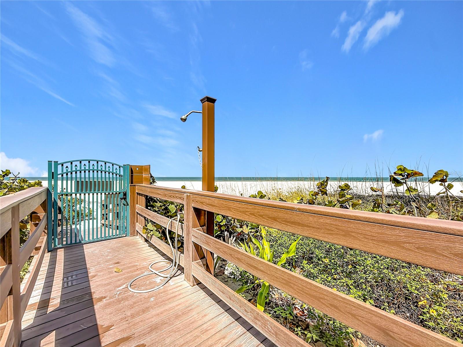 1540 GULF BLVD #304, CLEARWATER BEACH, FL, 33767