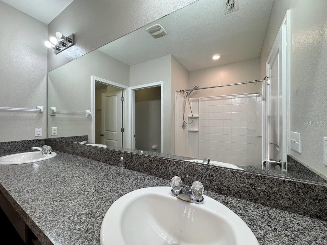 6533 TRENT CREEK DR, SUN CITY CENTER, FL, 33573