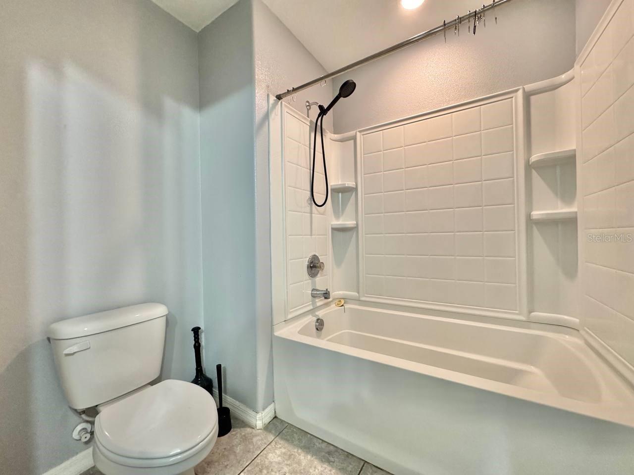 6533 TRENT CREEK DR, SUN CITY CENTER, FL, 33573