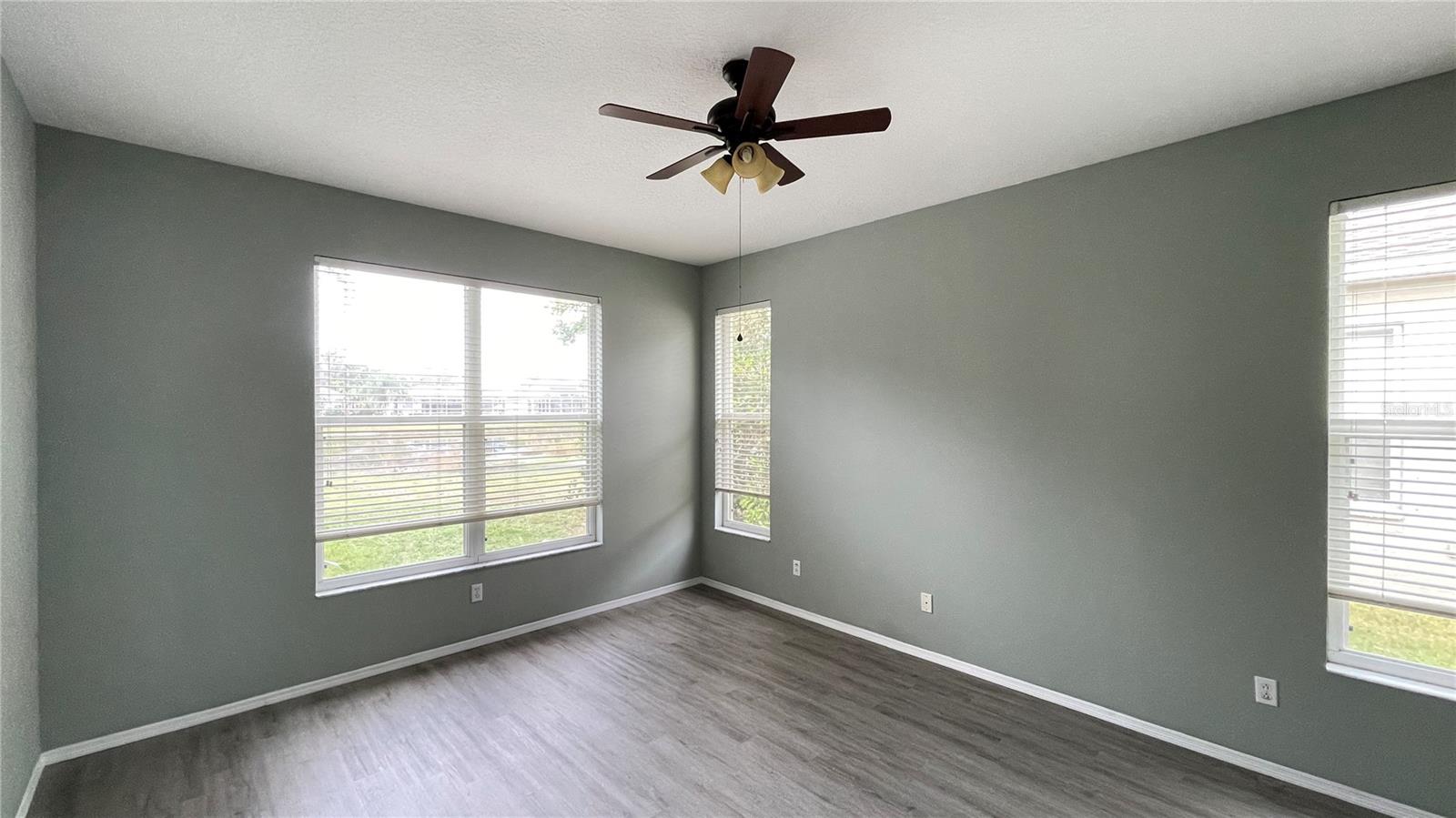 210 41ST ST NE, BRADENTON, FL, 34208