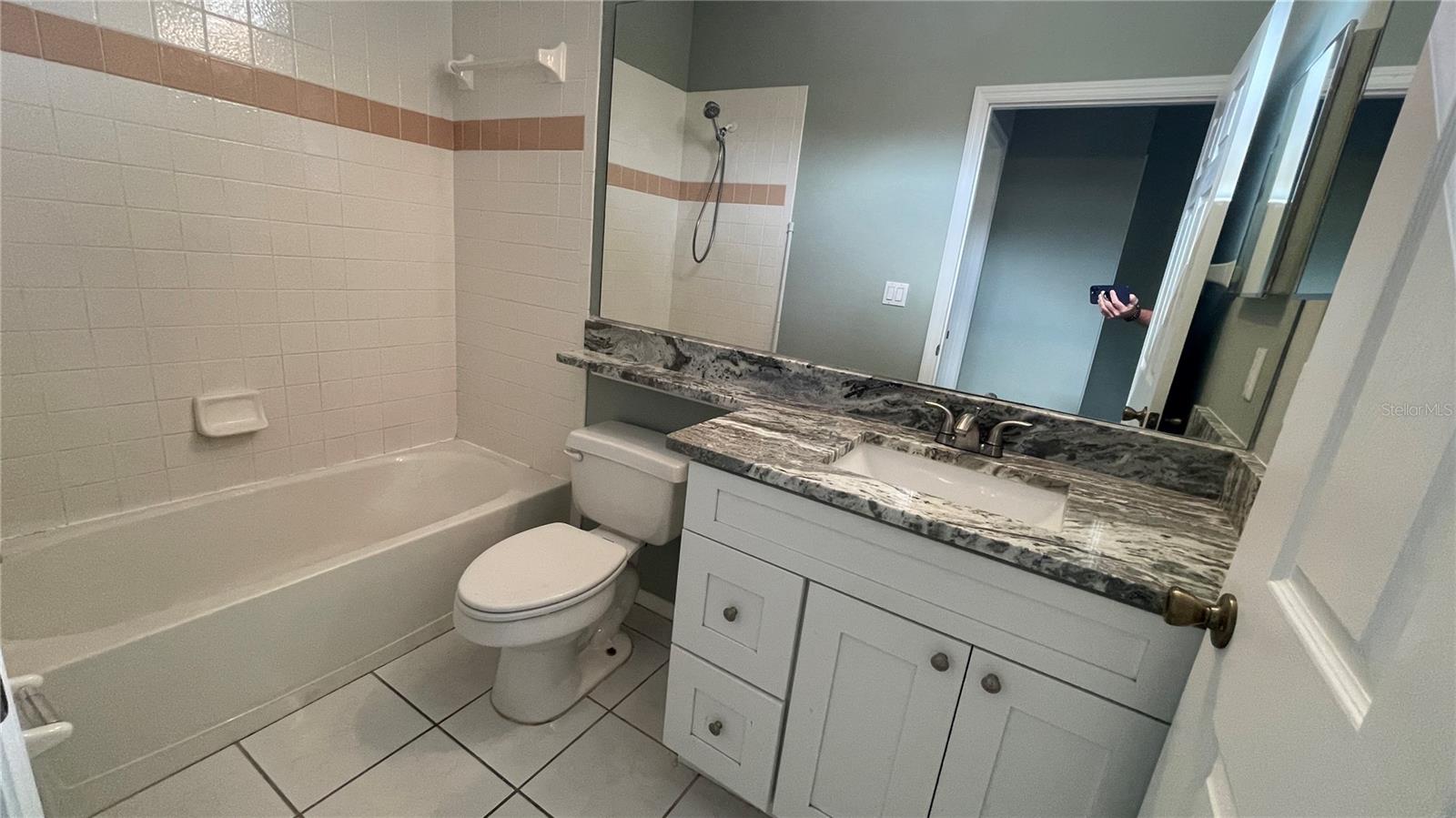 210 41ST ST NE, BRADENTON, FL, 34208