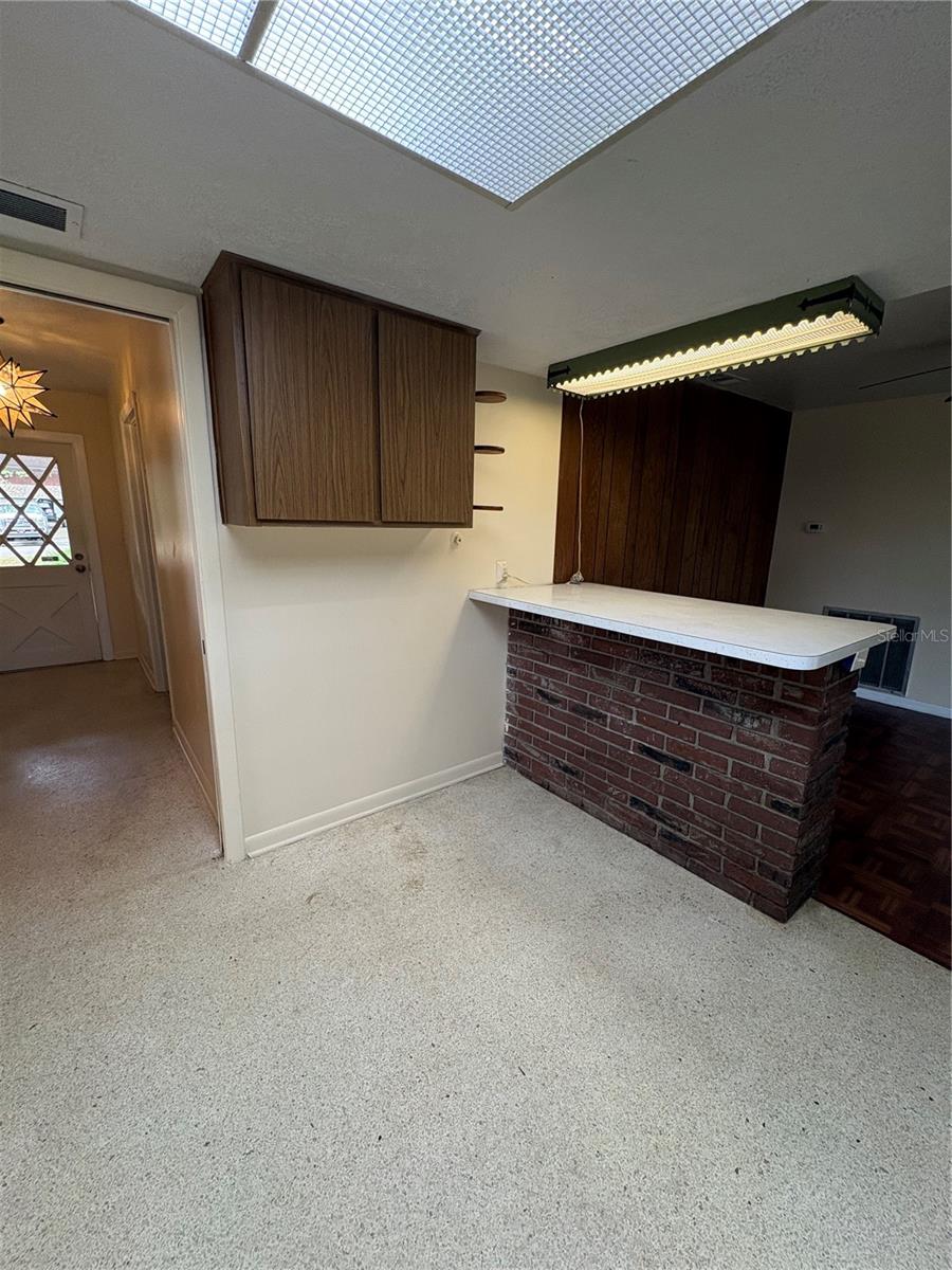 5107 E 120TH AVE, TEMPLE TERRACE, FL, 33617