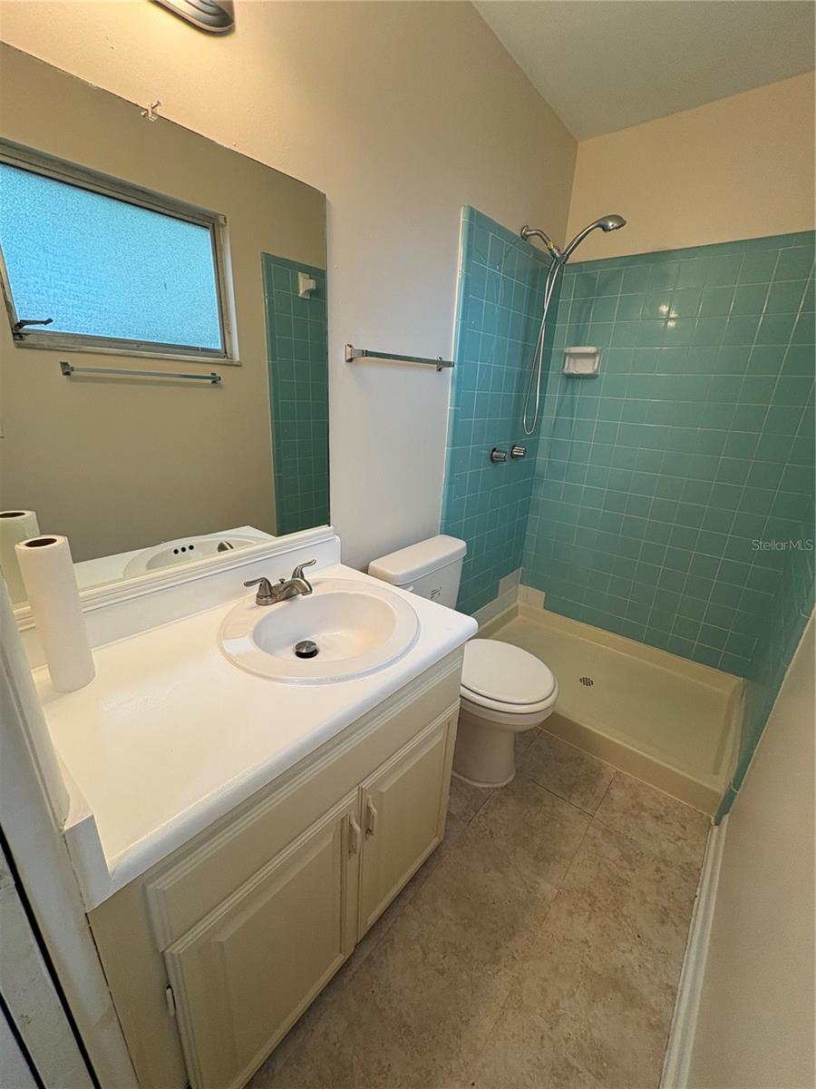 5107 E 120TH AVE, TEMPLE TERRACE, FL, 33617