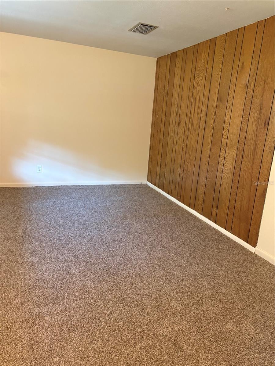 5107 E 120TH AVE, TEMPLE TERRACE, FL, 33617