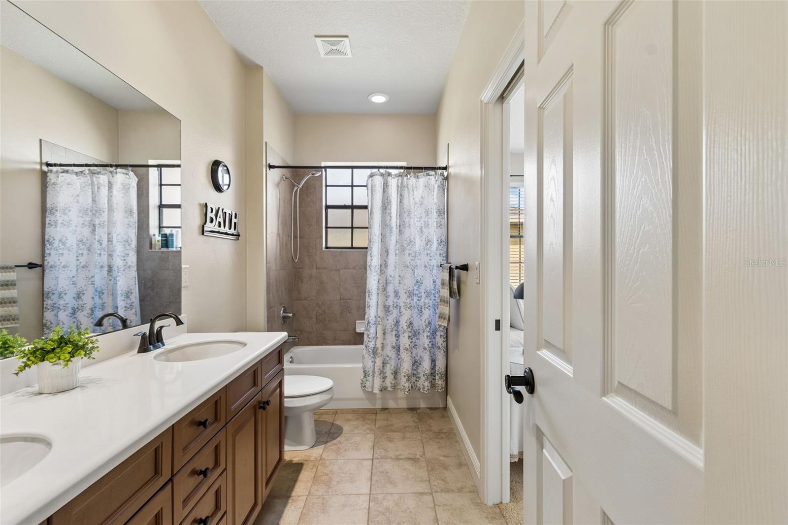 20330 LACE CASCADE RD, LAND O LAKES, FL, 34637