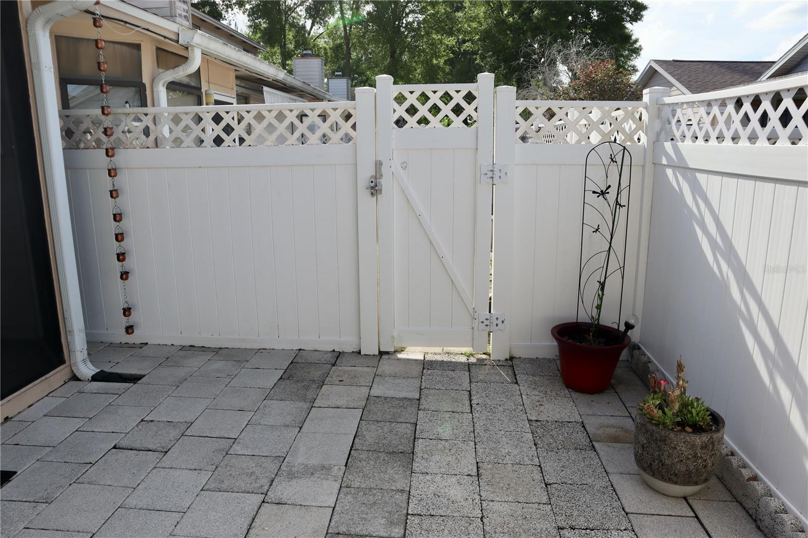 3929 NE 21ST LN, OCALA, FL, 34470