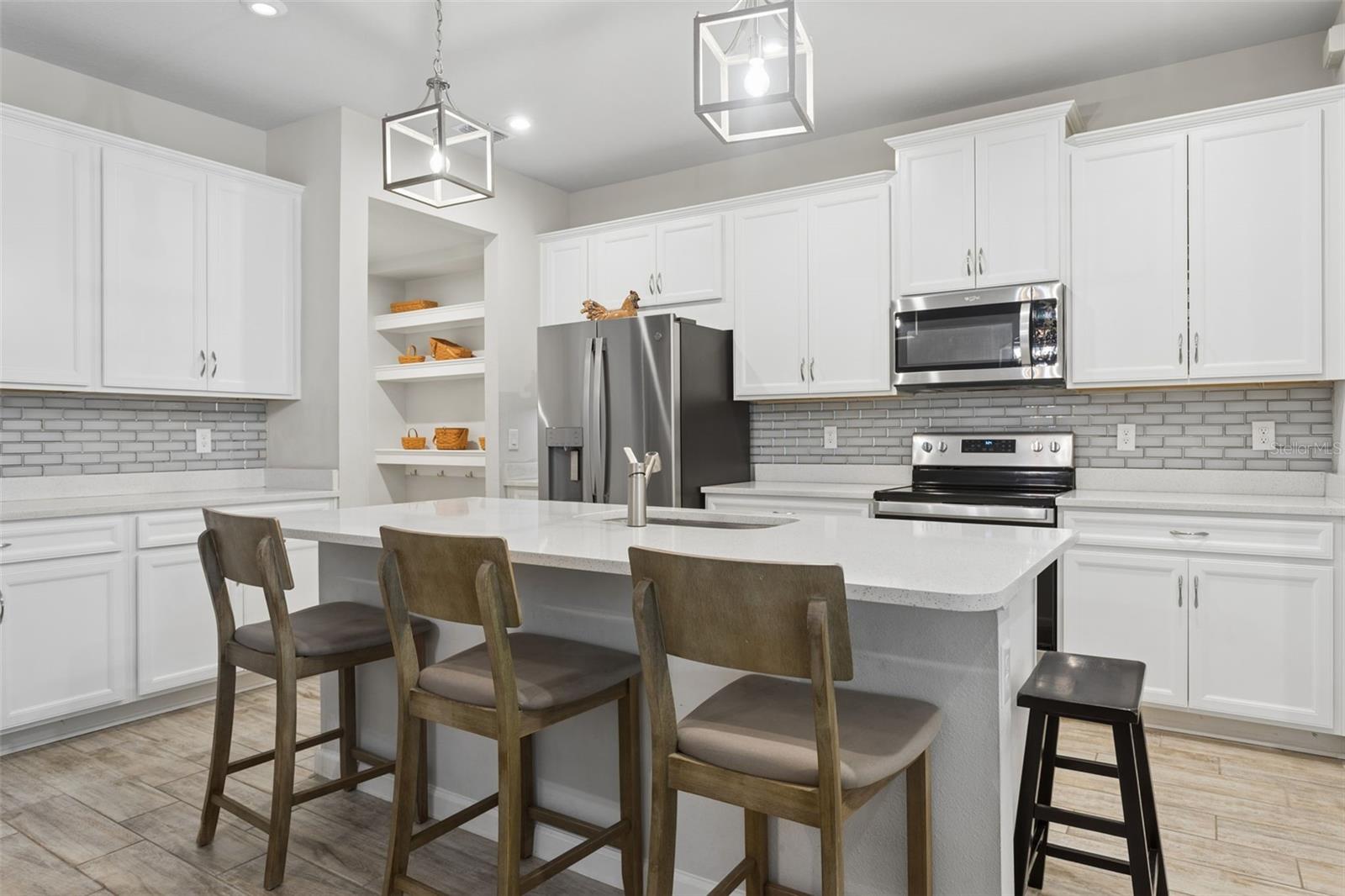 4317 CLOUD HOPPER WAY, LUTZ, FL, 33559