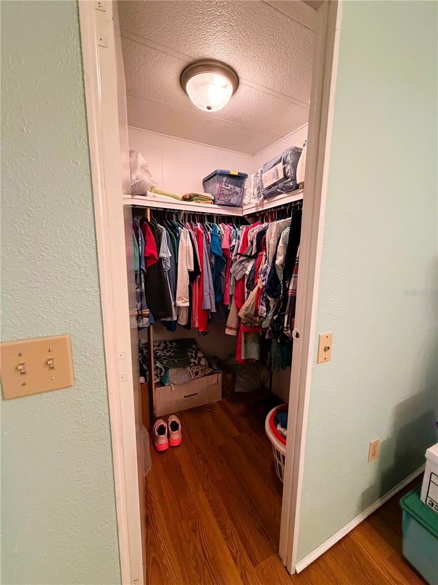 410 HAWTHORNE BLVD, LEESBURG, FL, 34748