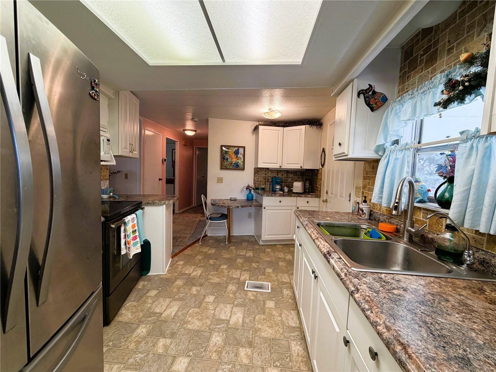 410 HAWTHORNE BLVD, LEESBURG, FL, 34748