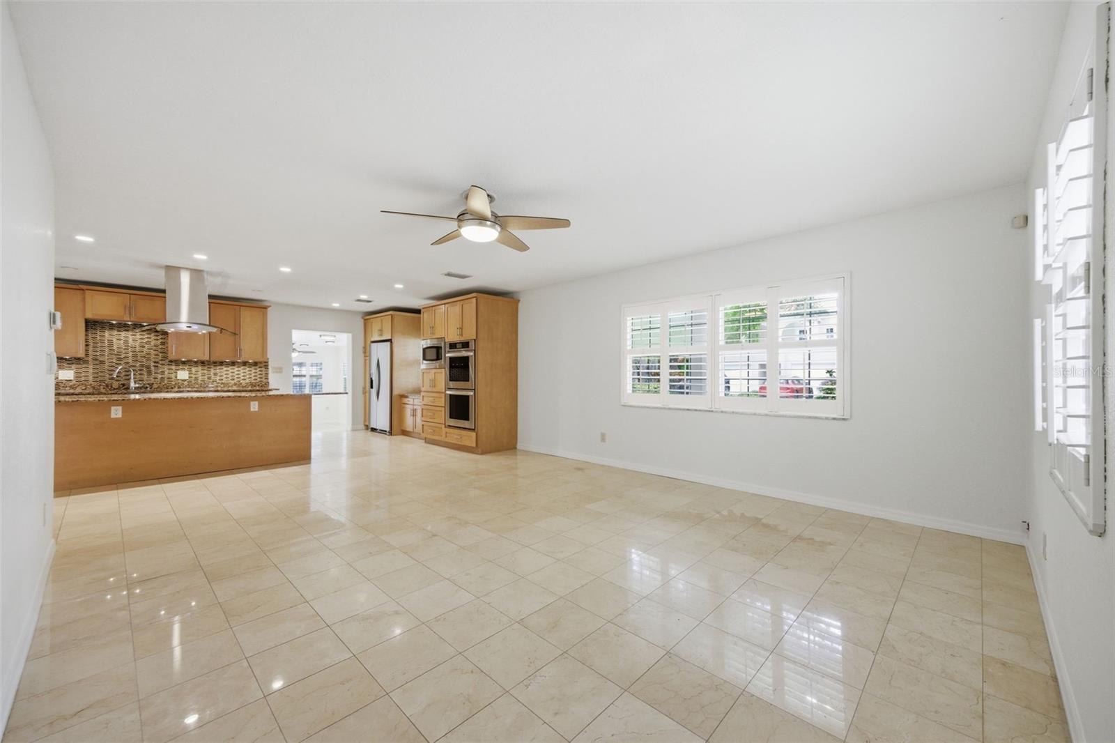 2512 W KANSAS AVE, TAMPA, FL, 33629