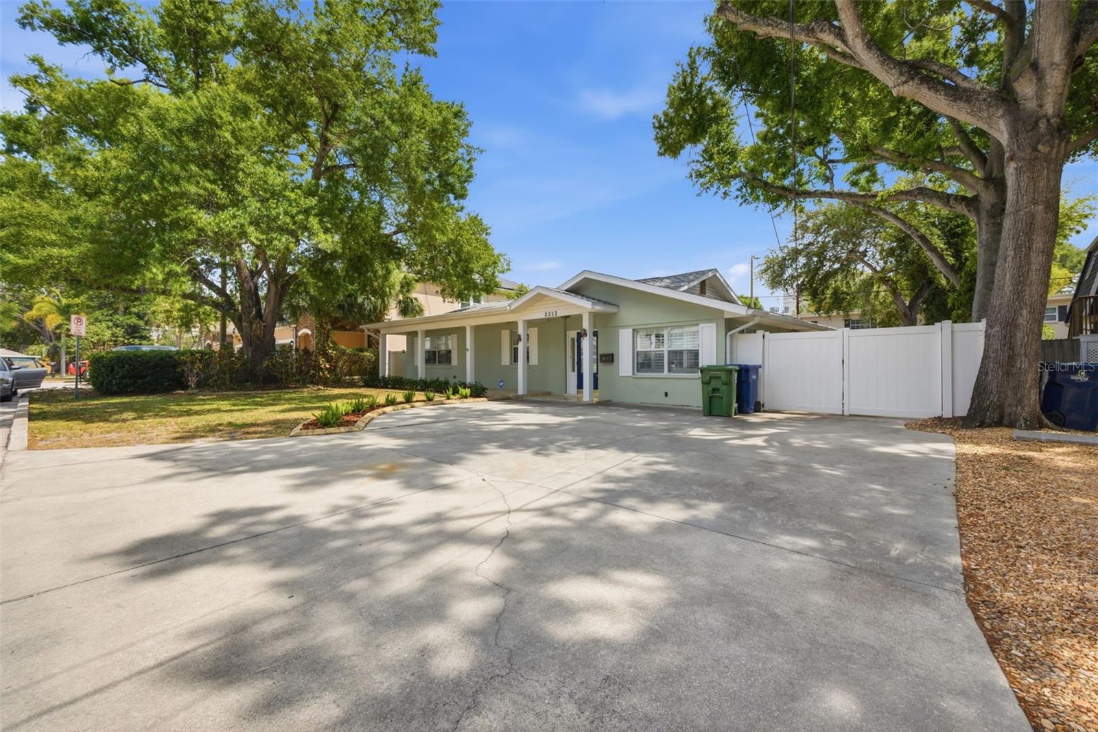 2512 W KANSAS AVE, TAMPA, FL, 33629