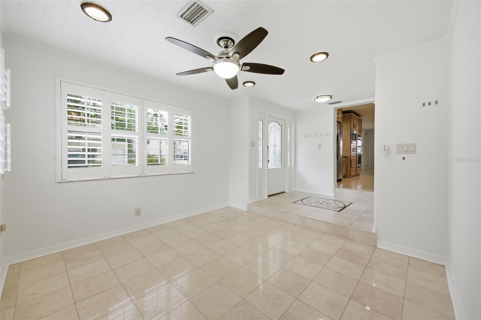 2512 W KANSAS AVE, TAMPA, FL, 33629