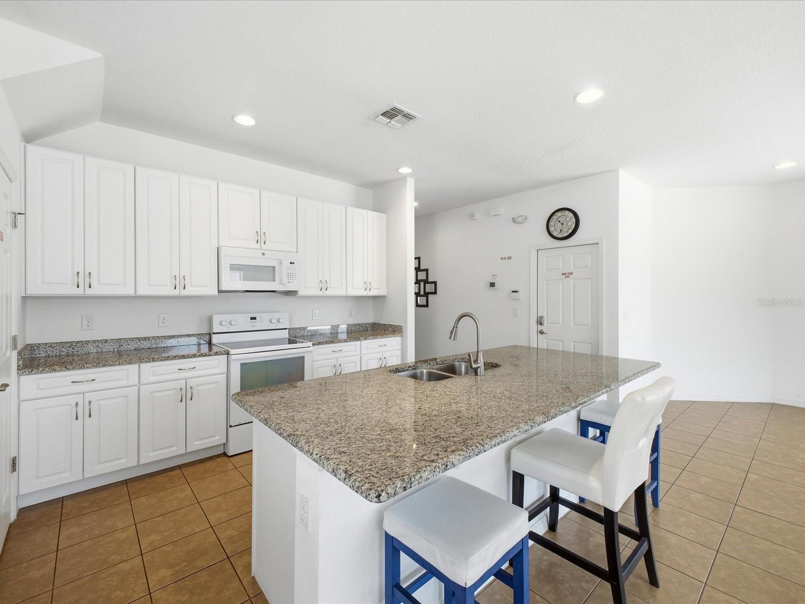 2621 ROSEMONT CIR, DAVENPORT, FL, 33837