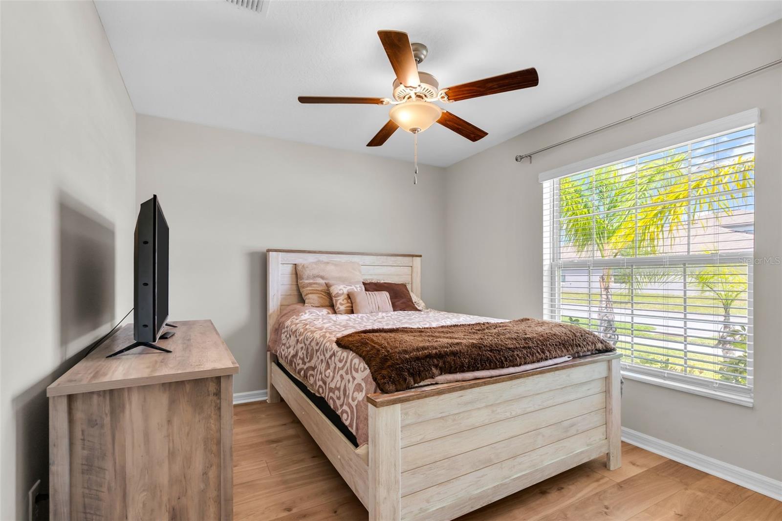 3806 DAISY BLOOM PL, TAMPA, FL, 33619